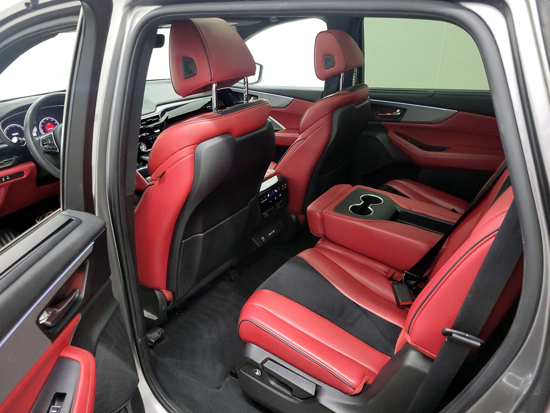 Thumbnail: 2023 Acura MDX - 20