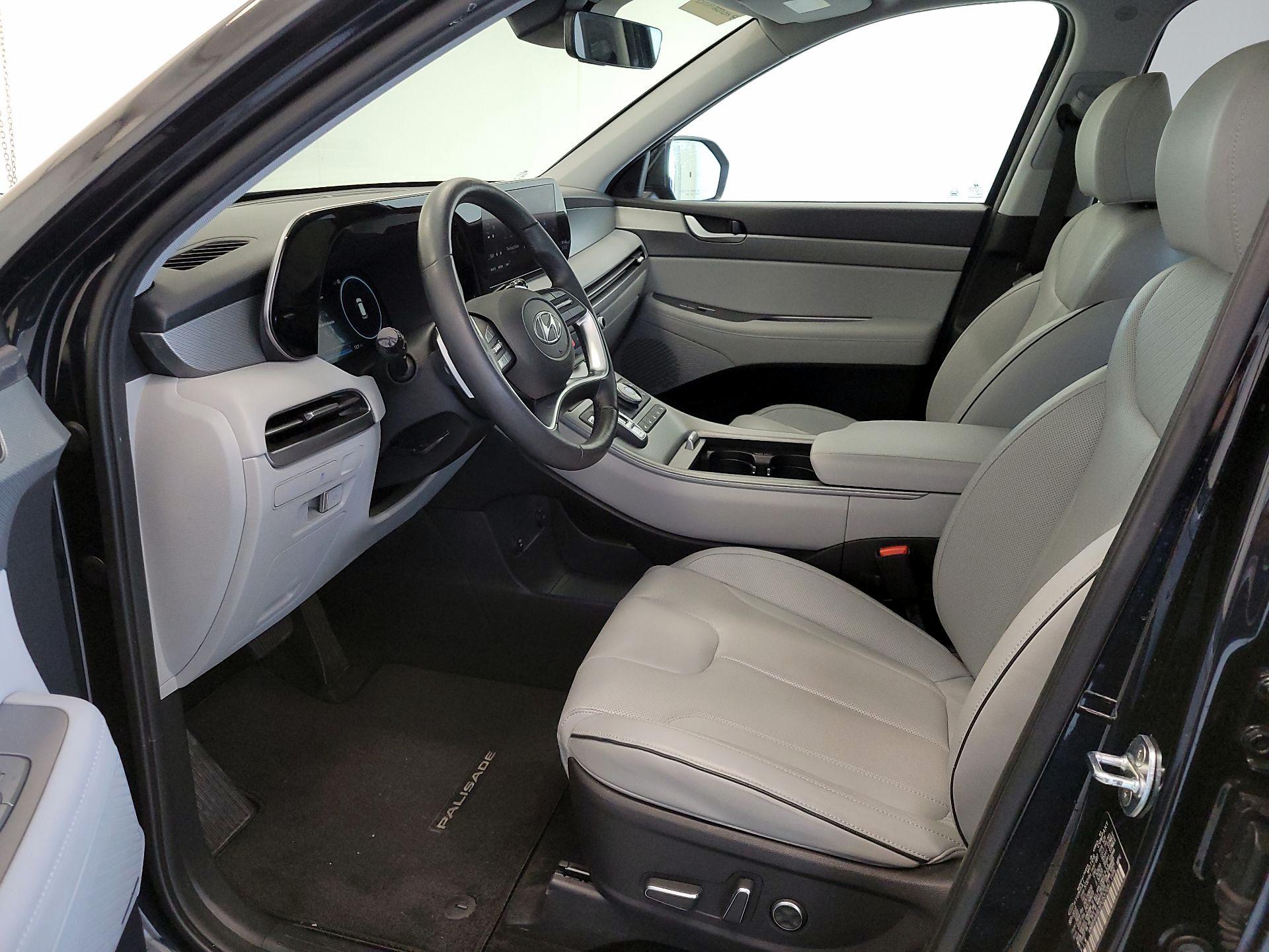 Thumbnail: 2023 Hyundai Palisade - 11