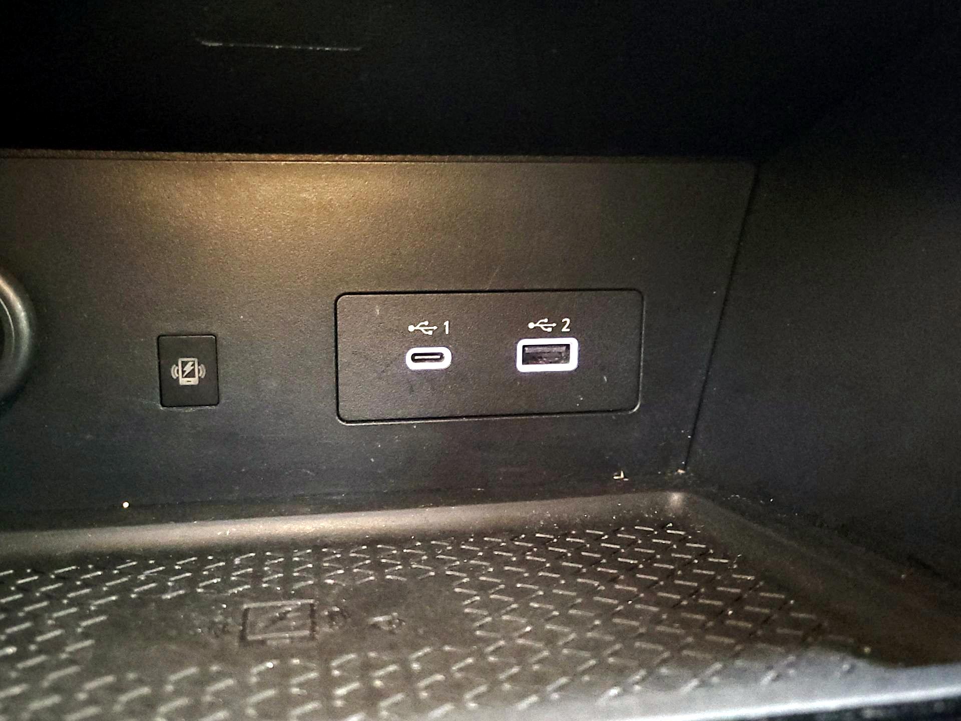 Thumbnail: 2023 Nissan Pathfinder - 19