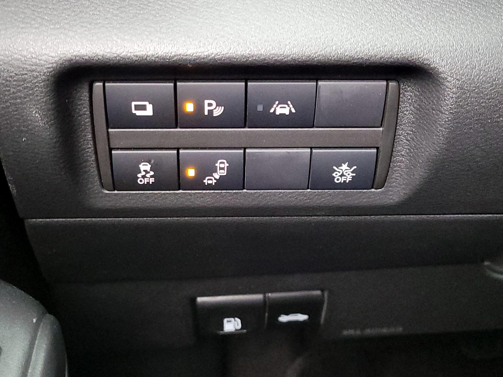 Thumbnail: 2021 Nissan Kicks - 13