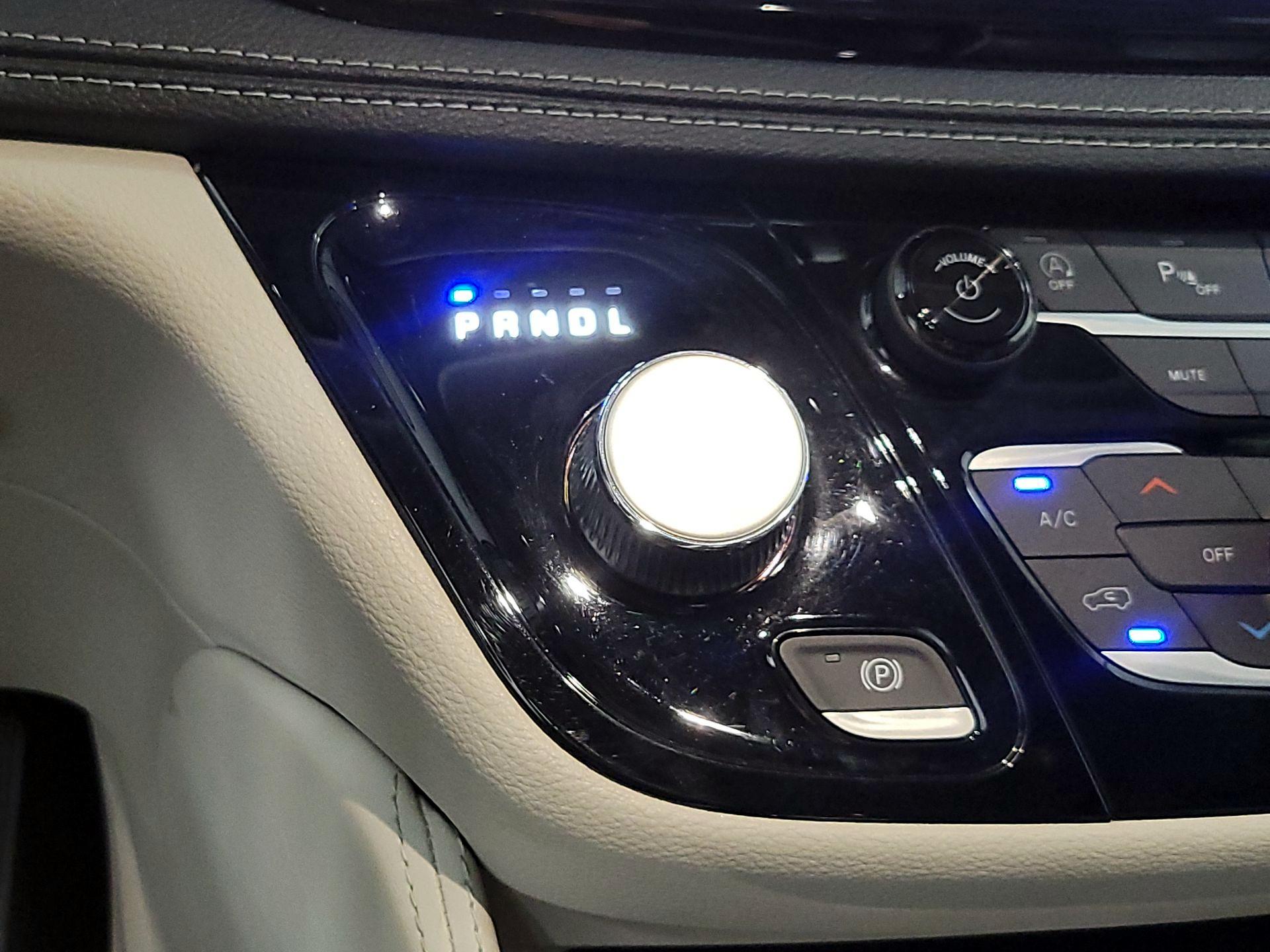 Thumbnail: 2023 Chrysler Pacifica - 14