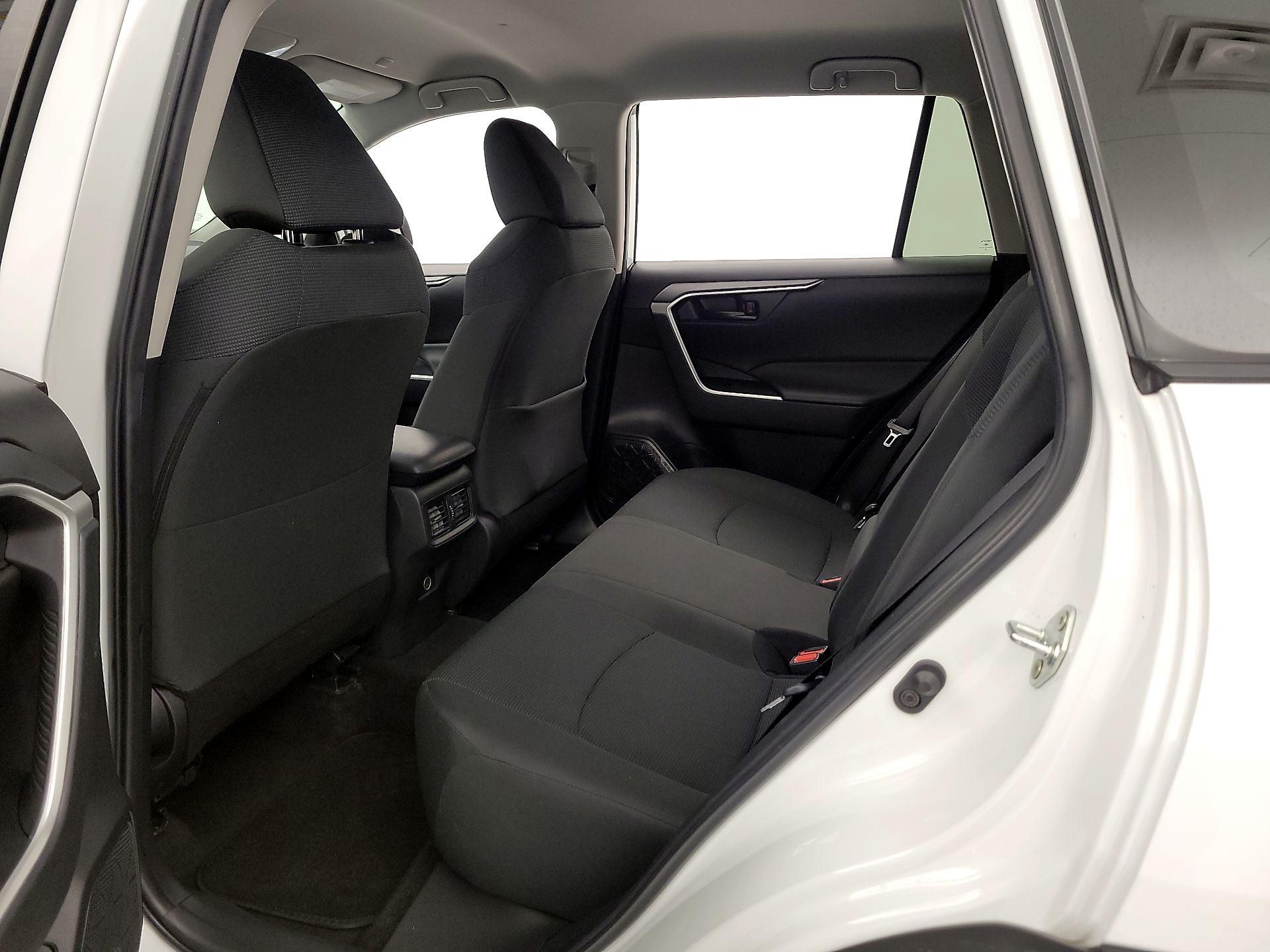 Thumbnail: 2024 Toyota RAV4 - 19