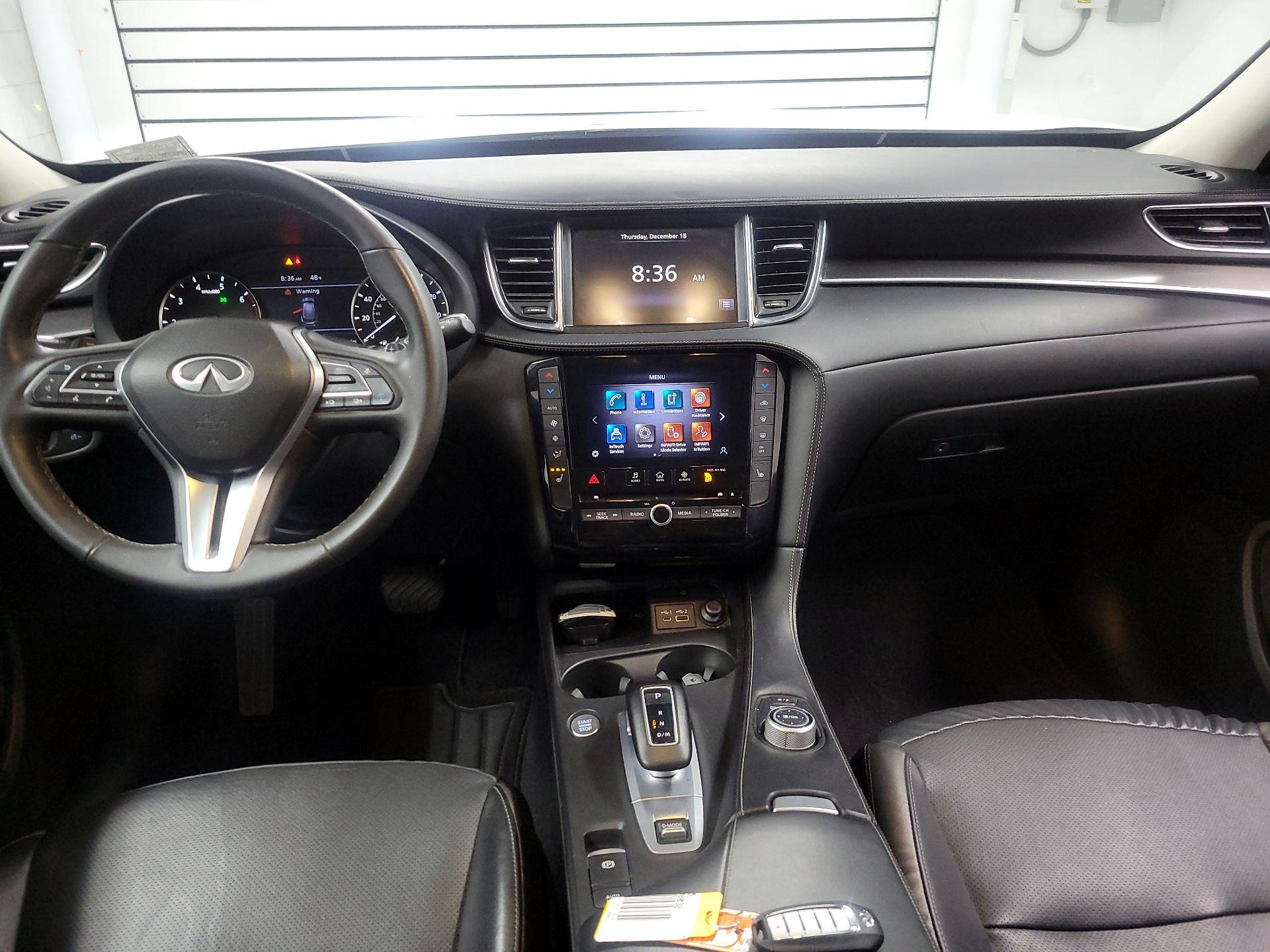 Thumbnail: 2023 INFINITI QX50 - 9