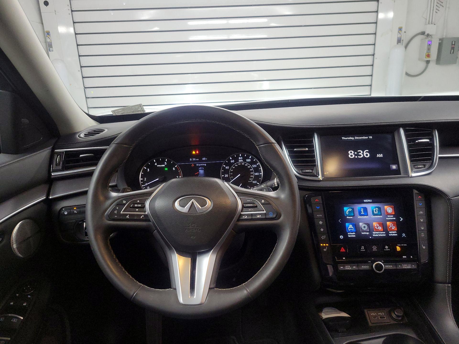 Thumbnail: 2023 INFINITI QX50 - 10