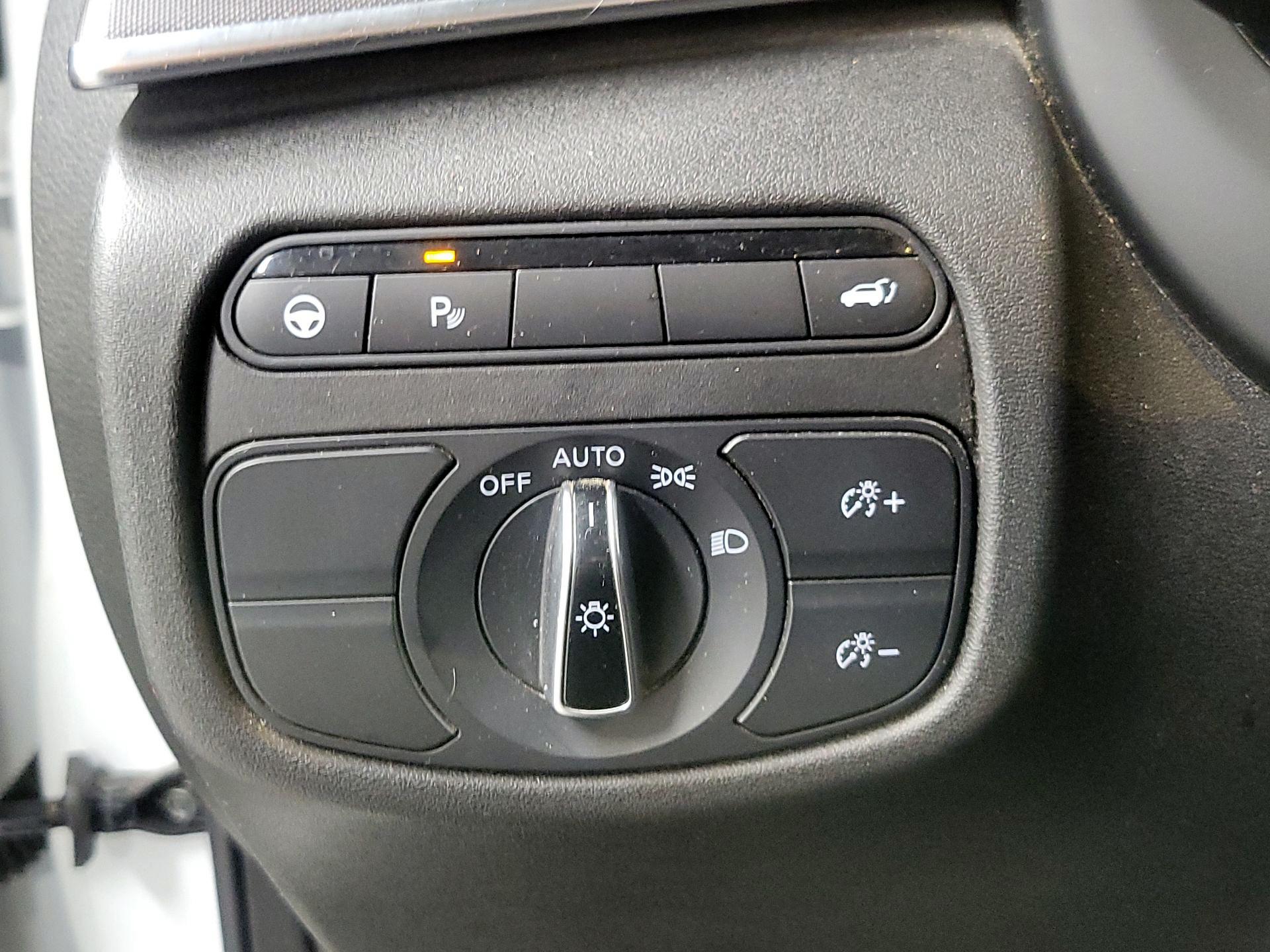 Thumbnail: 2023 INFINITI QX50 - 13