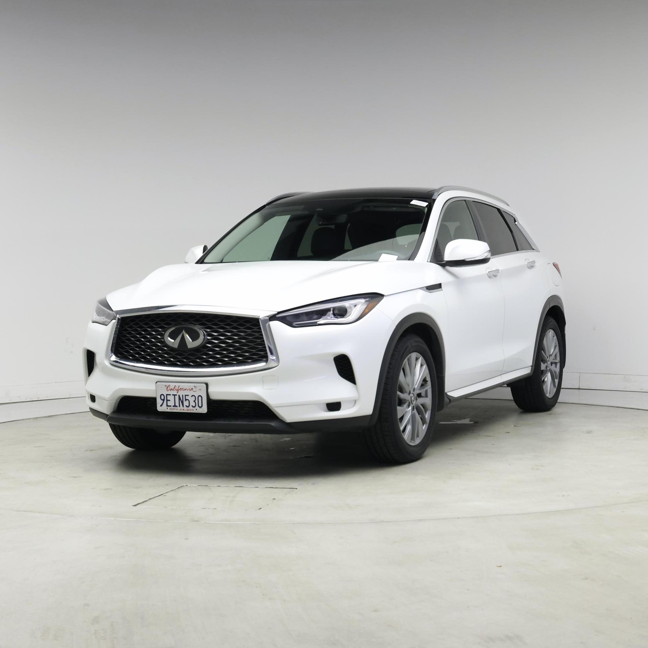 Thumbnail: 2023 INFINITI QX50 - 4