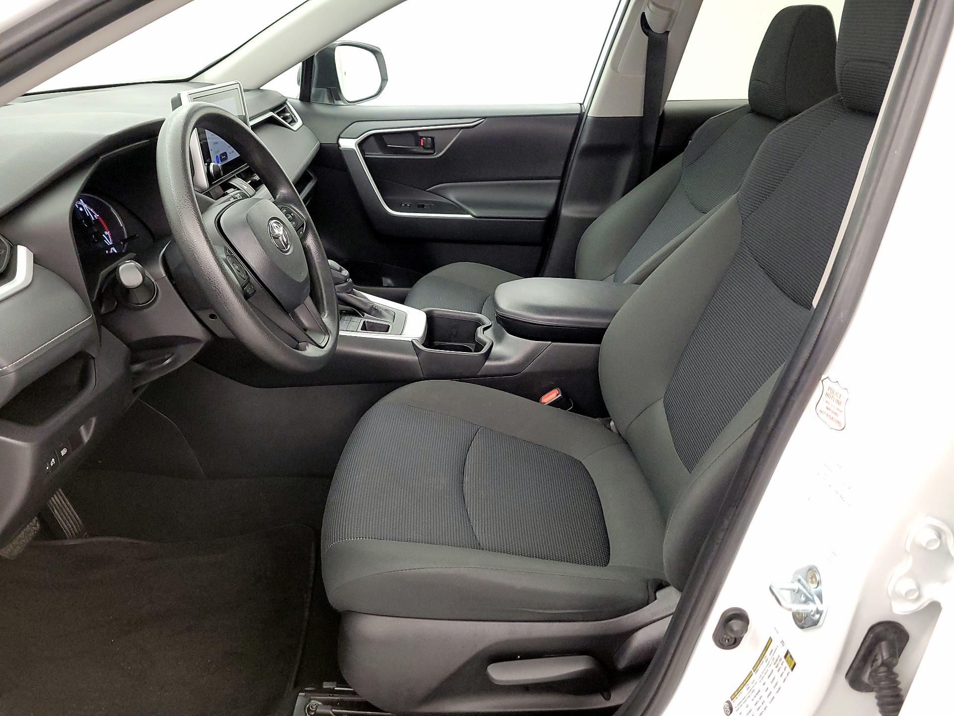 Thumbnail: 2024 Toyota RAV4 - 11