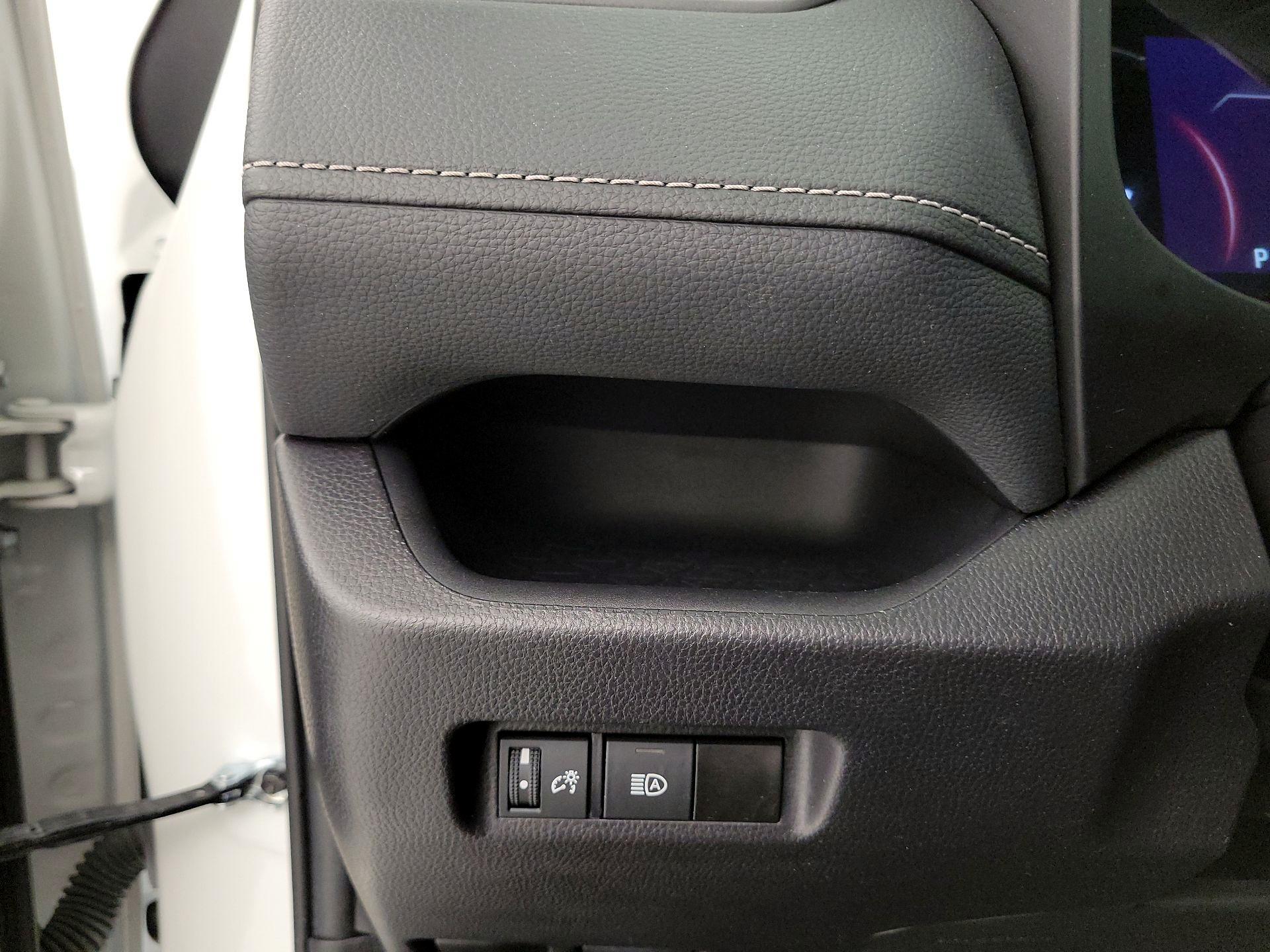 Thumbnail: 2024 Toyota RAV4 - 13