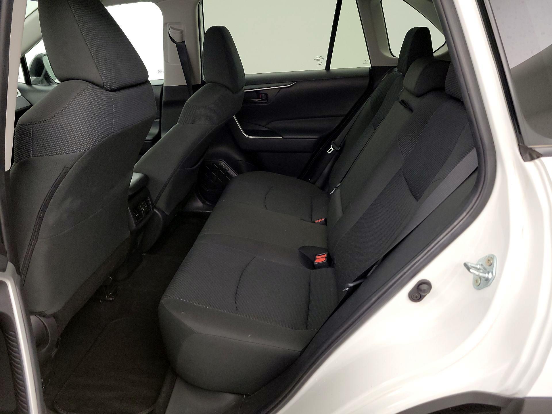 Thumbnail: 2024 Toyota RAV4 - 19