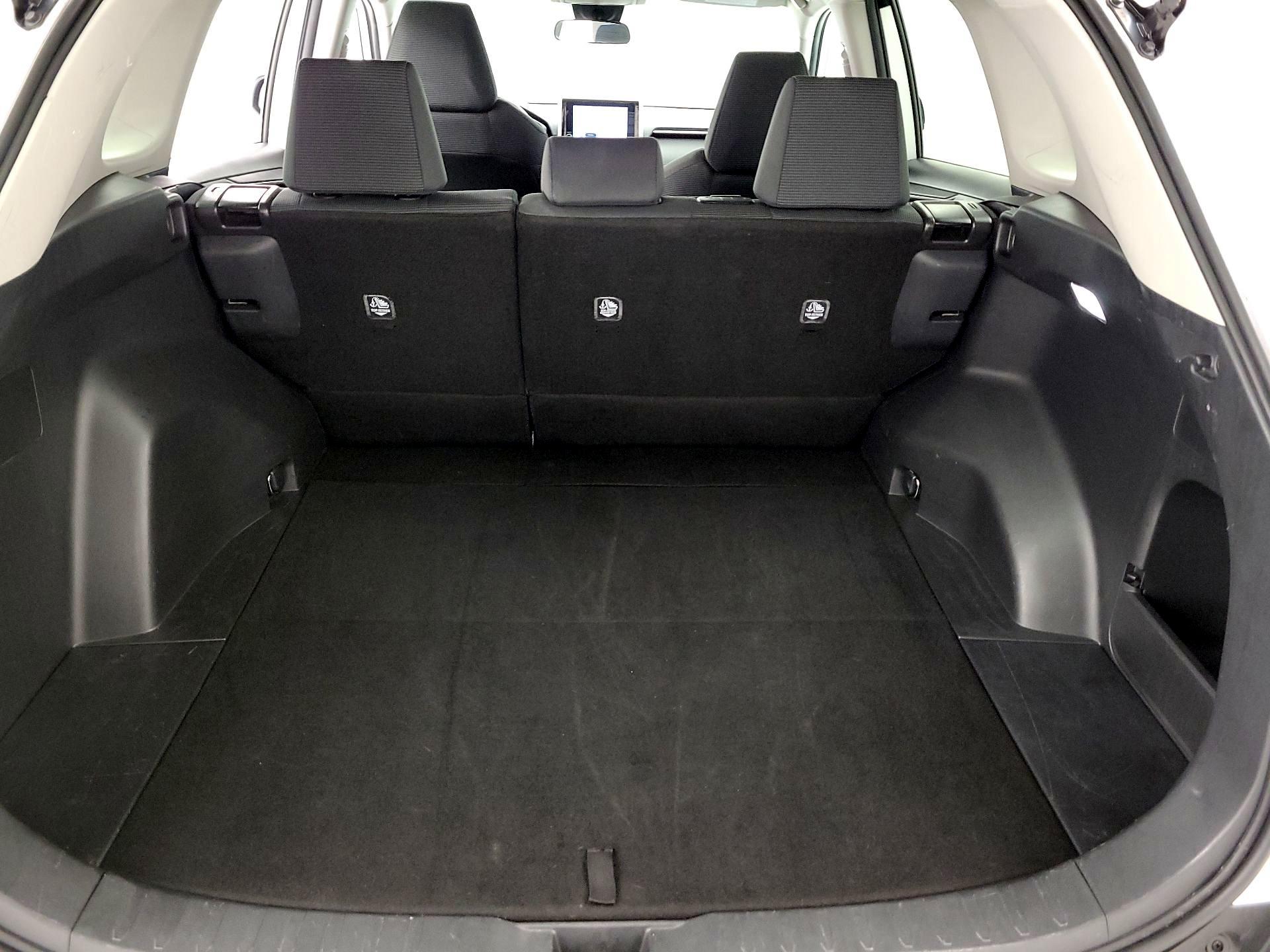 Thumbnail: 2024 Toyota RAV4 - 20