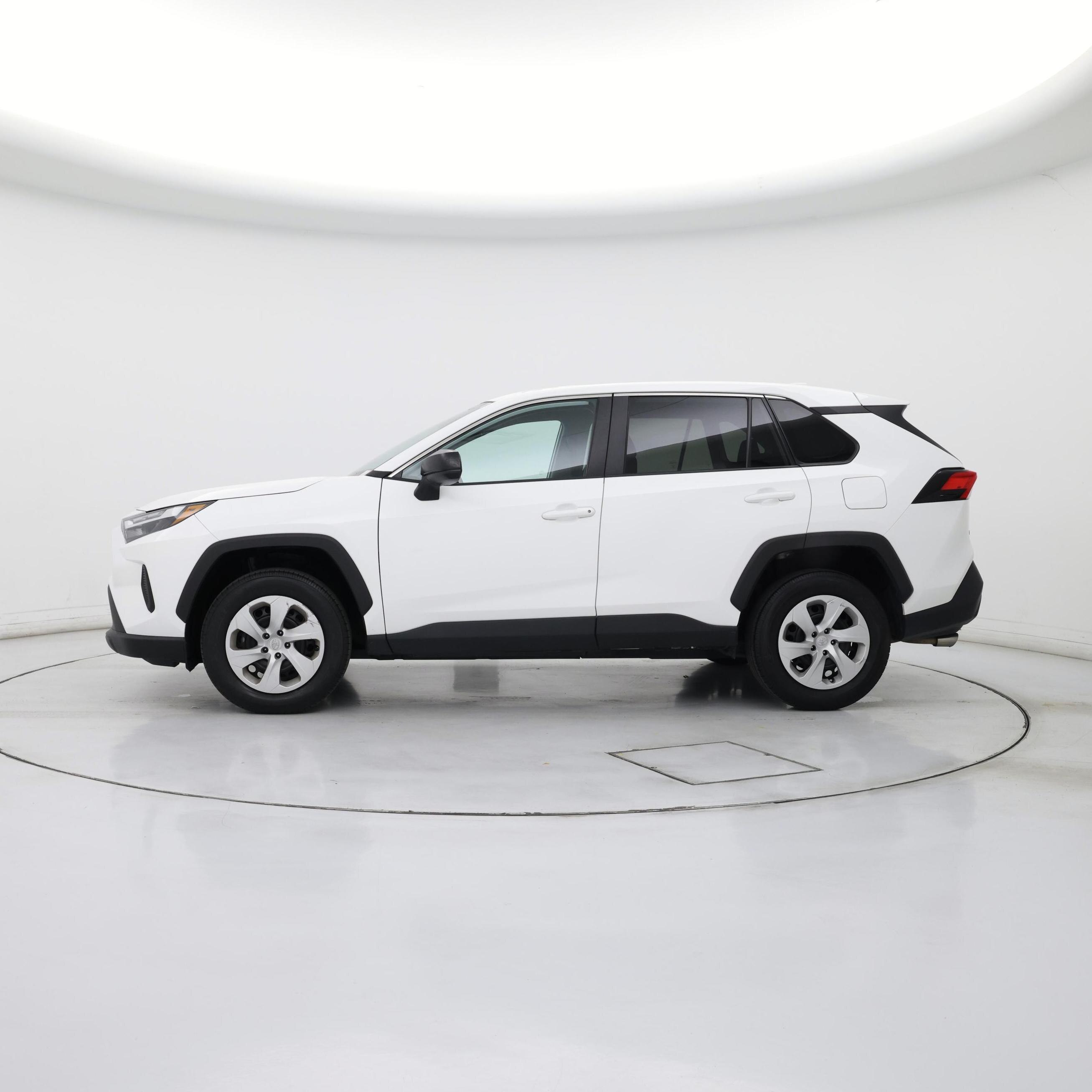 Thumbnail: 2024 Toyota RAV4 - 3