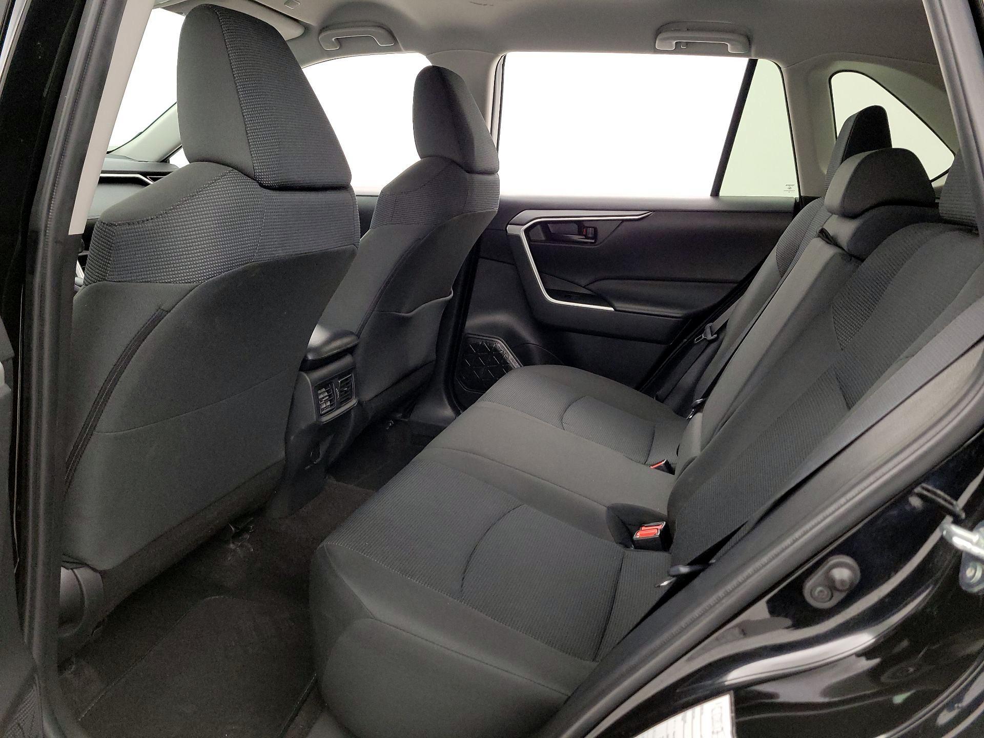 Thumbnail: 2024 Toyota RAV4 - 19