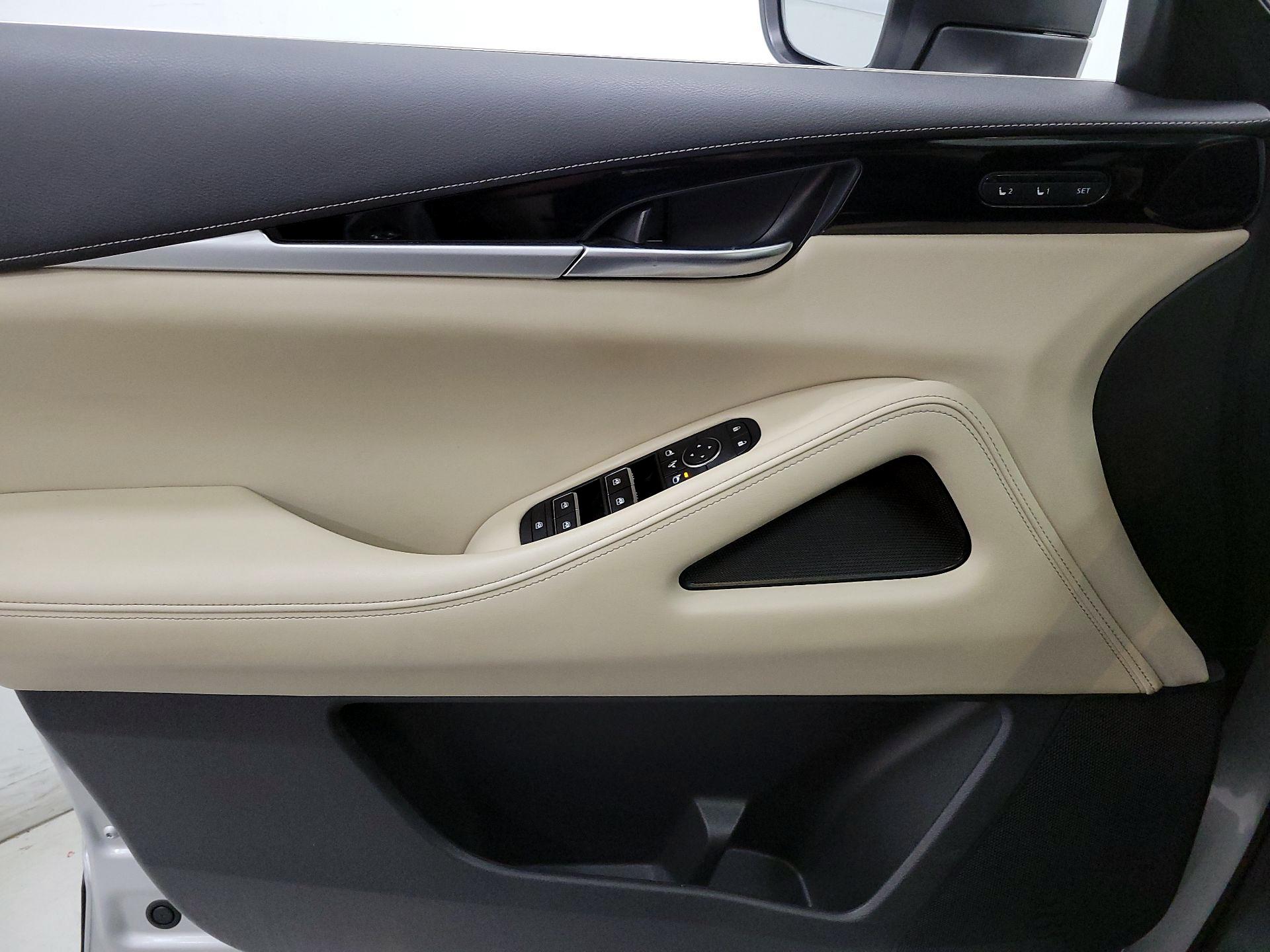 Thumbnail: 2023 INFINITI QX60 - 12