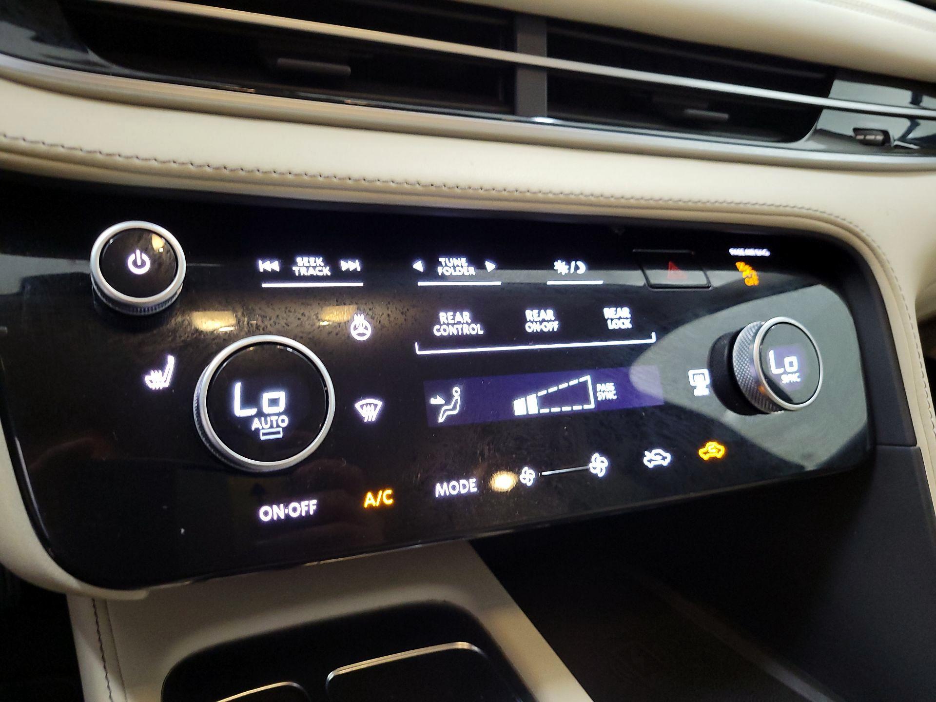 Thumbnail: 2023 INFINITI QX60 - 16