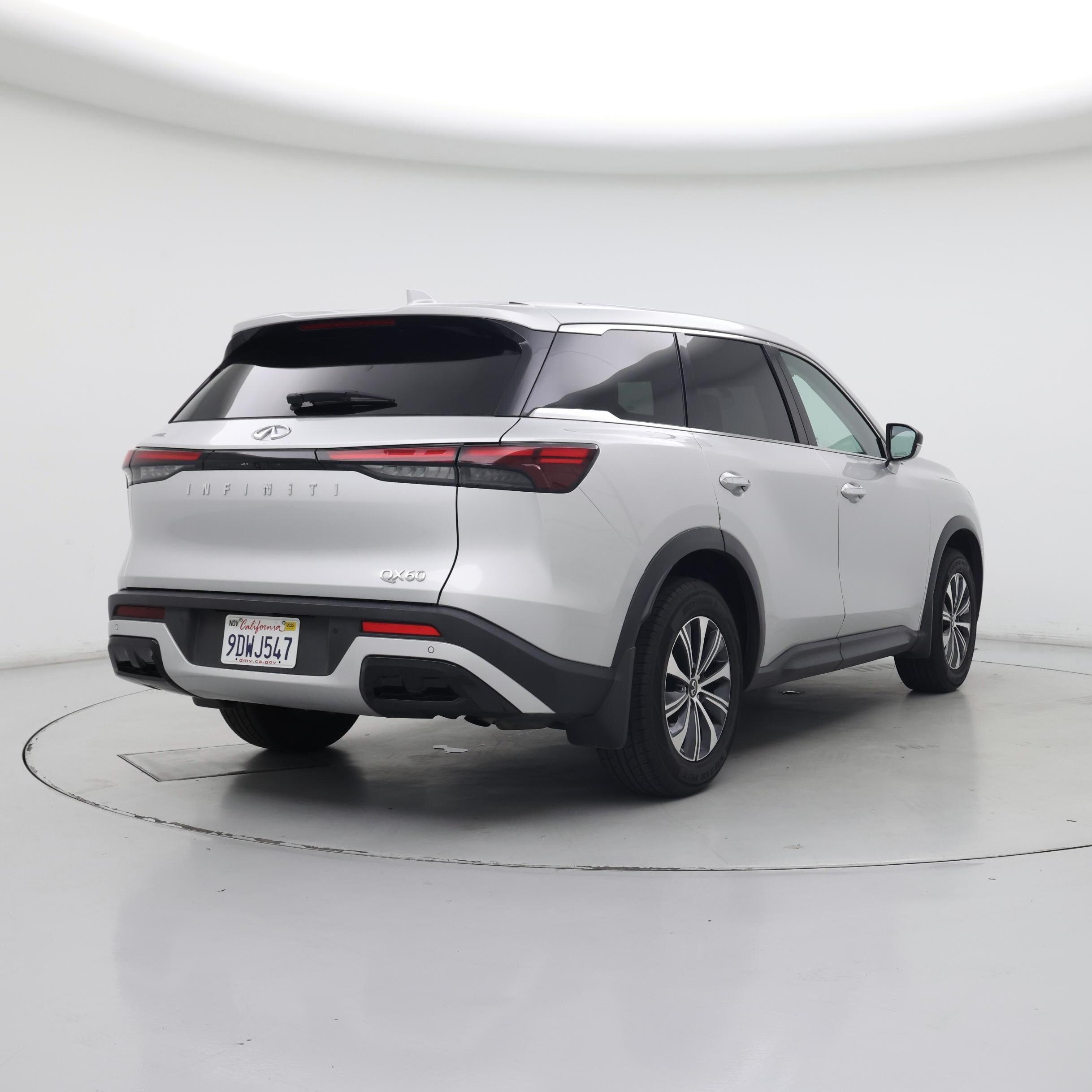 Thumbnail: 2023 INFINITI QX60 - 8