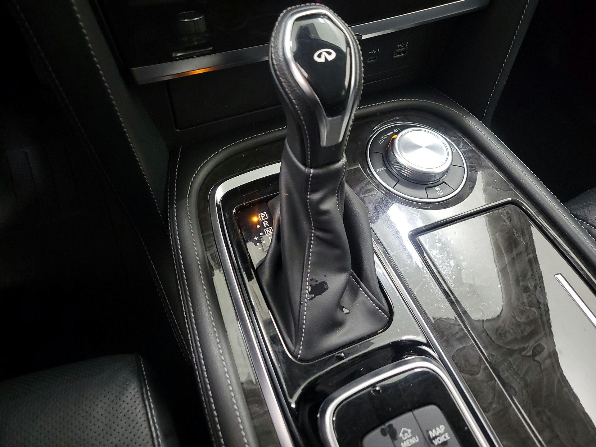 Thumbnail: 2024 INFINITI QX80 - 18