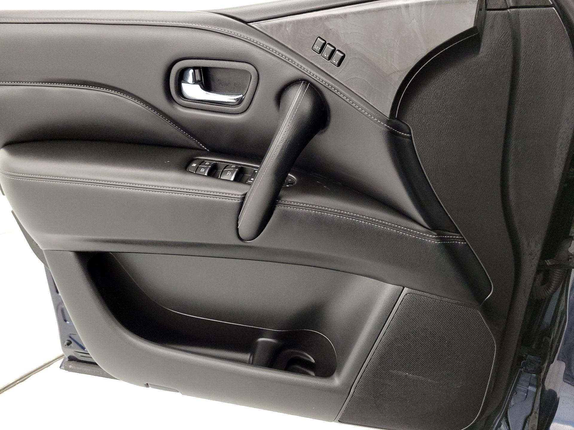 Thumbnail: 2024 INFINITI QX80 - 12