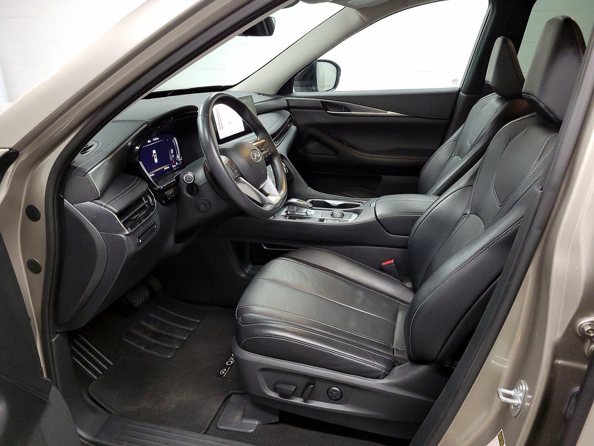 Thumbnail: 2023 INFINITI QX60 - 11