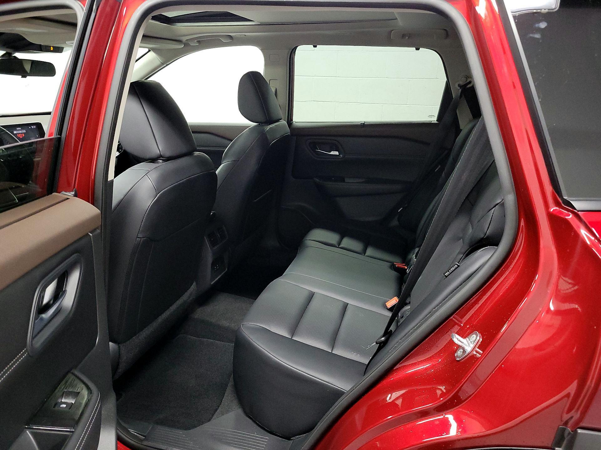 Thumbnail: 2023 Nissan Rogue - 20