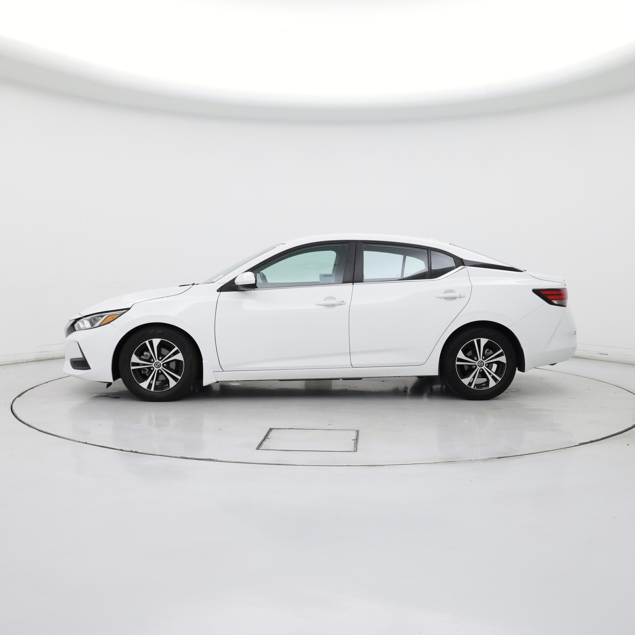 Thumbnail: 2021 Nissan Sentra - 3