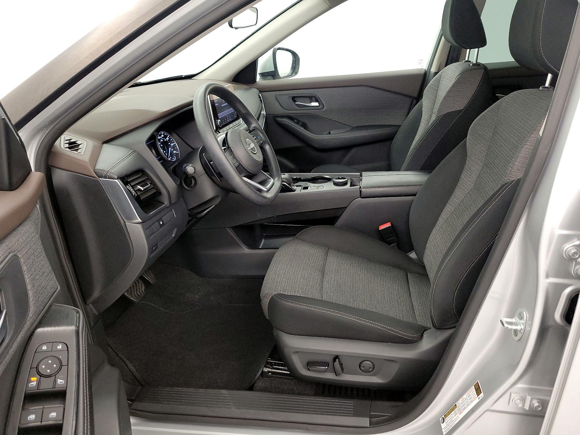 Thumbnail: 2022 Nissan Rogue - 11