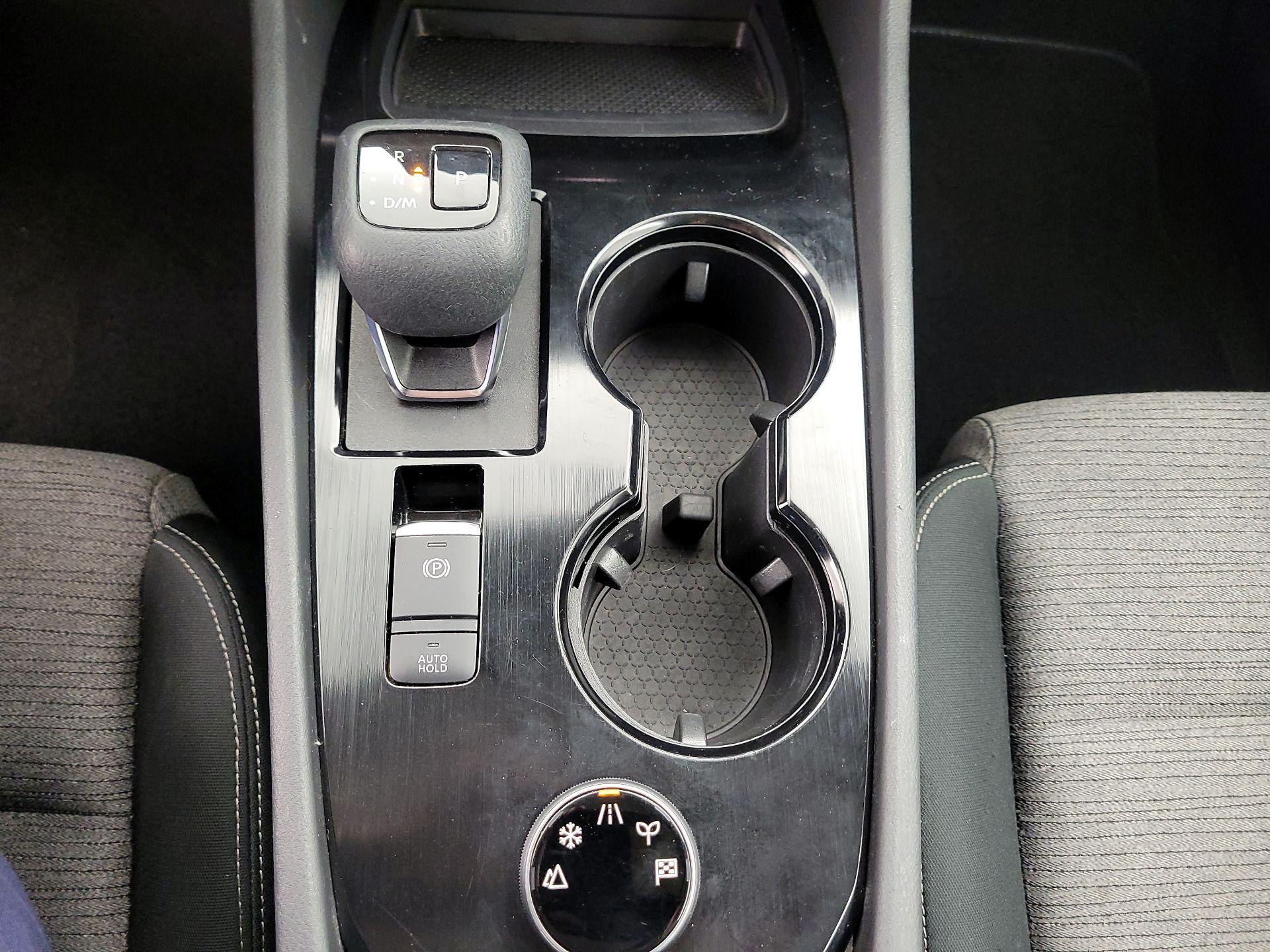 Thumbnail: 2022 Nissan Rogue - 17