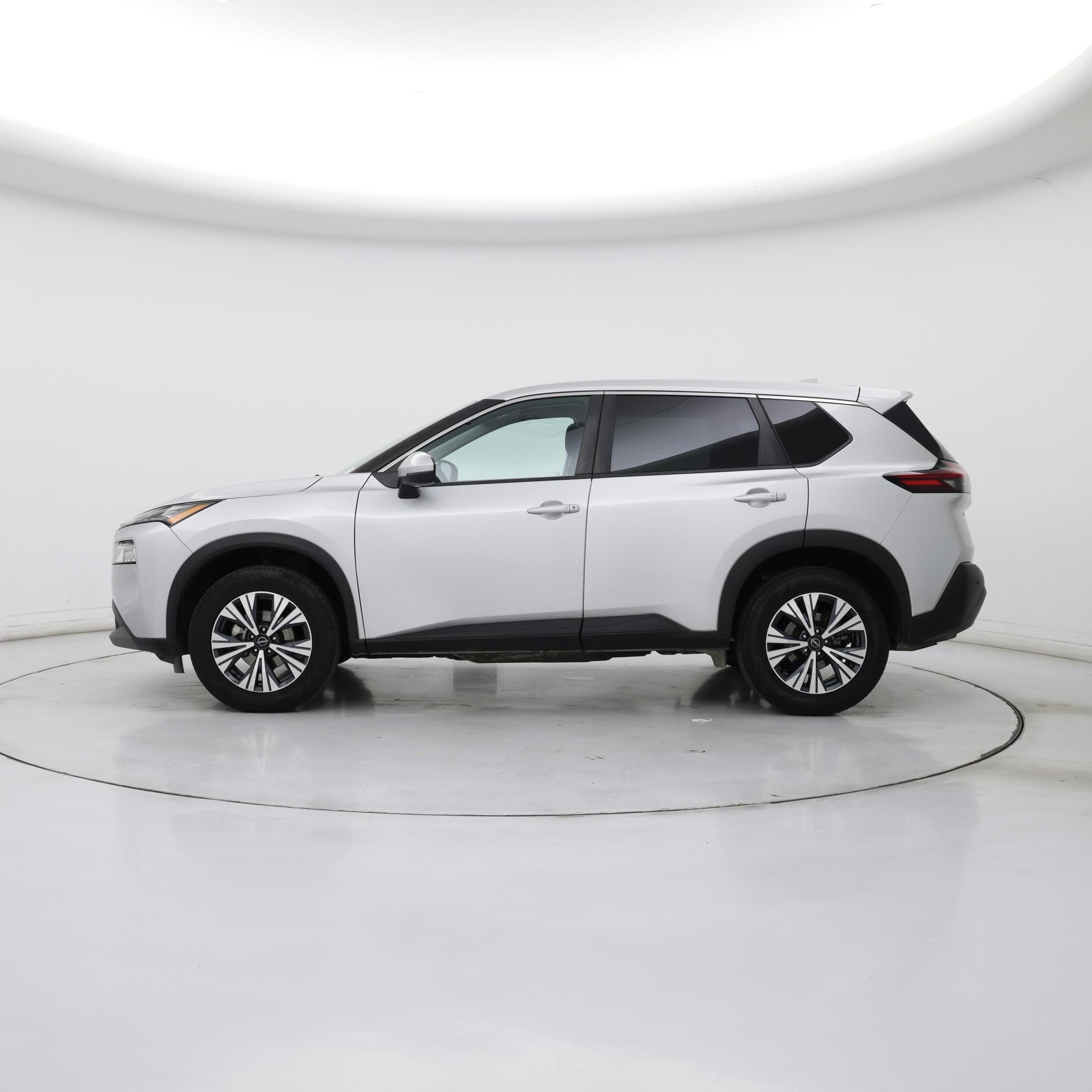 Thumbnail: 2022 Nissan Rogue - 3