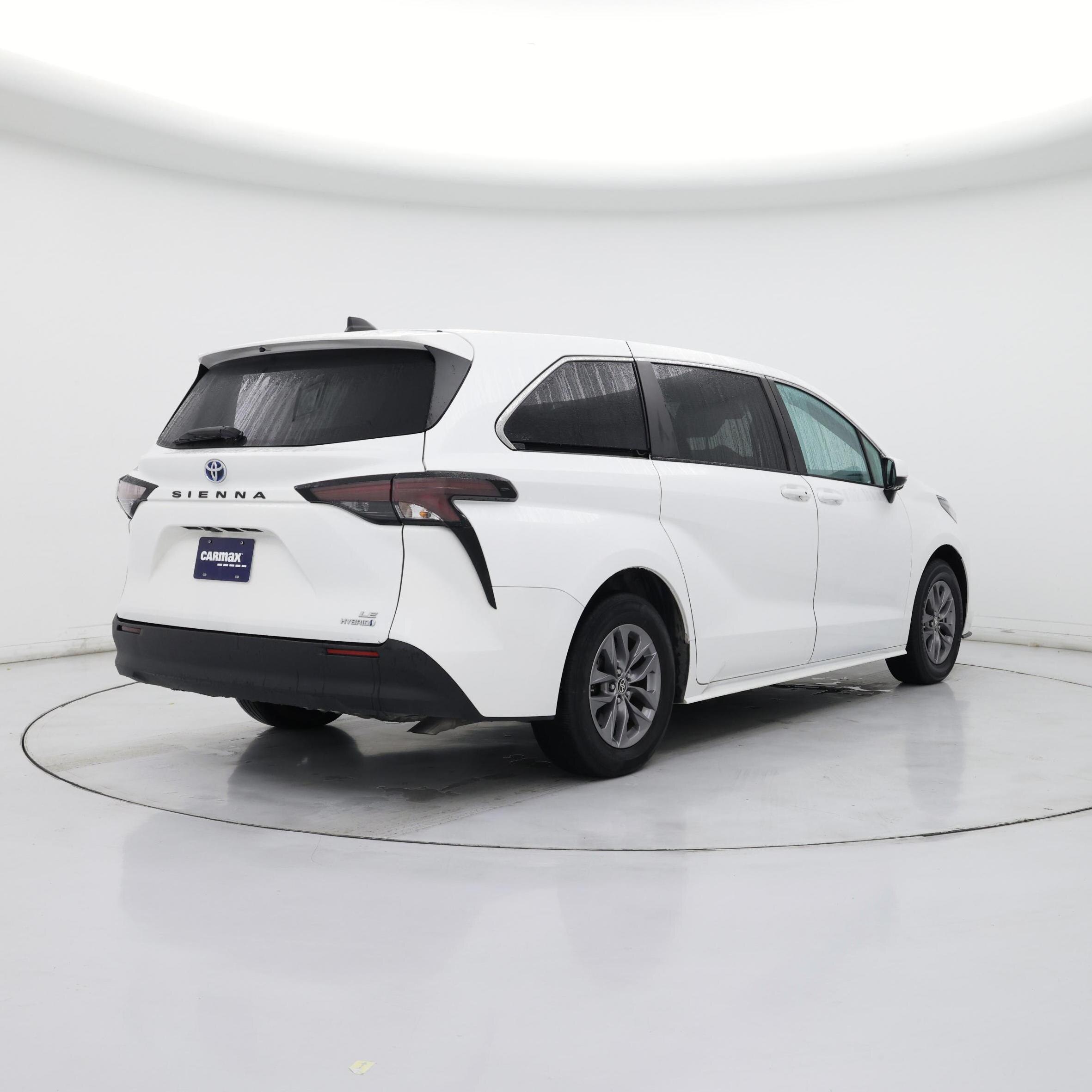 Thumbnail: 2024 Toyota Sienna - 8