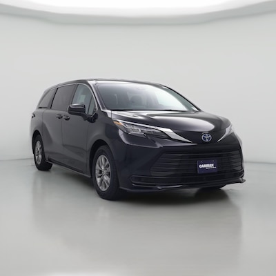 2024 Toyota Sienna LE