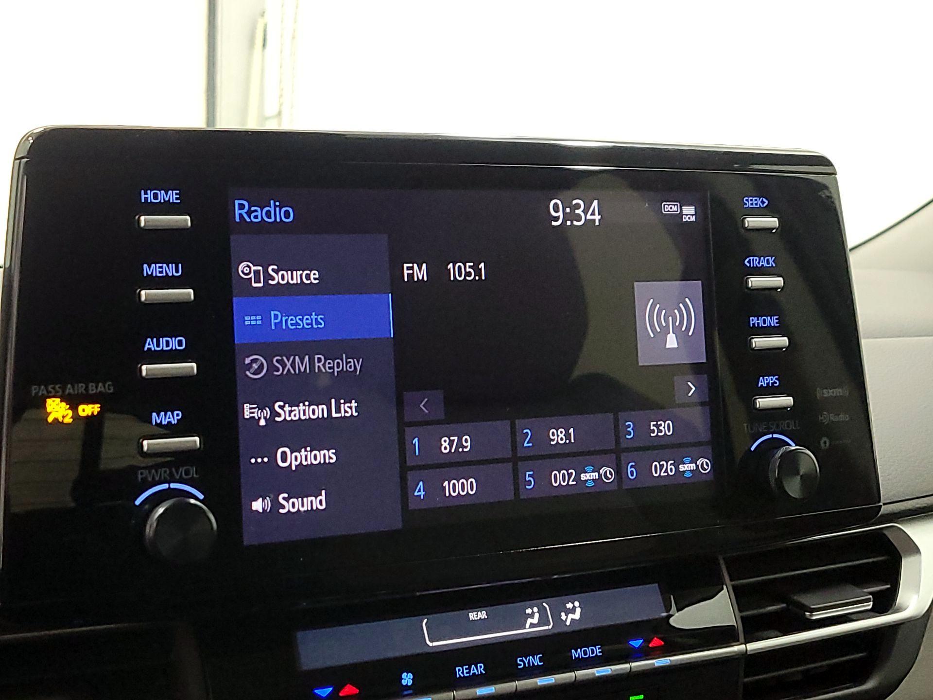 Thumbnail: 2024 Toyota Sienna - 15