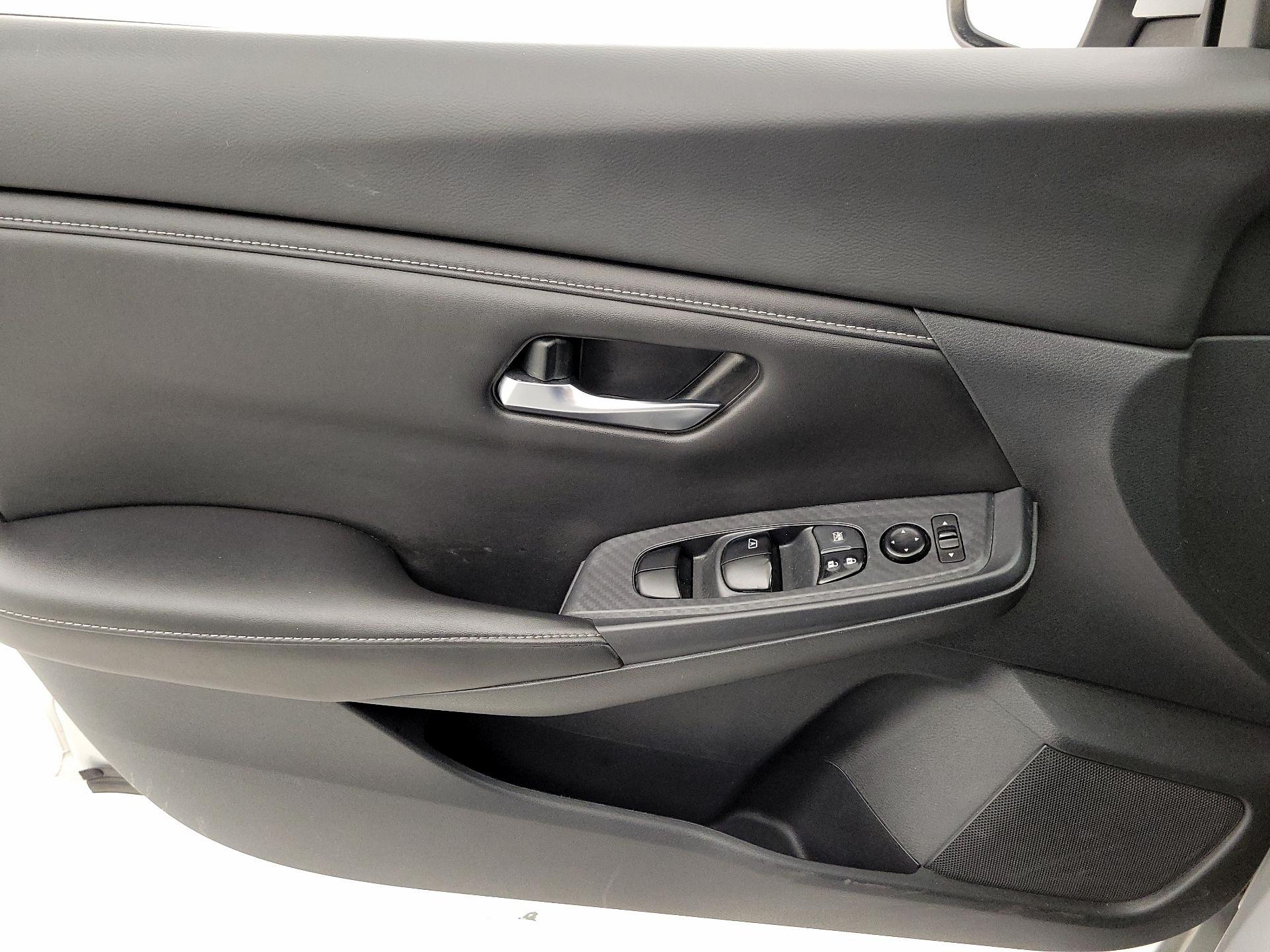 Thumbnail: 2022 Nissan Sentra - 12