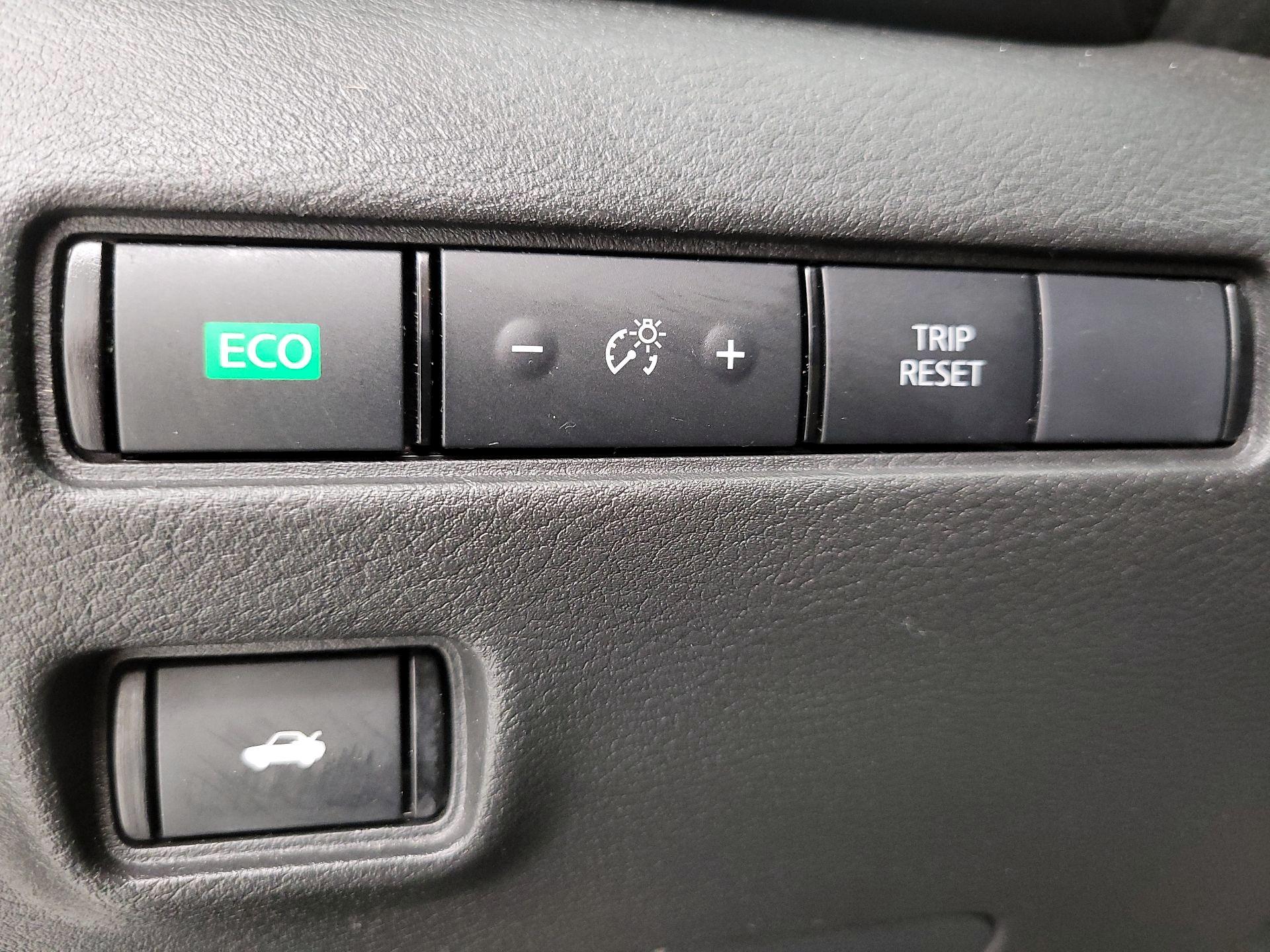 Thumbnail: 2022 Nissan Sentra - 13