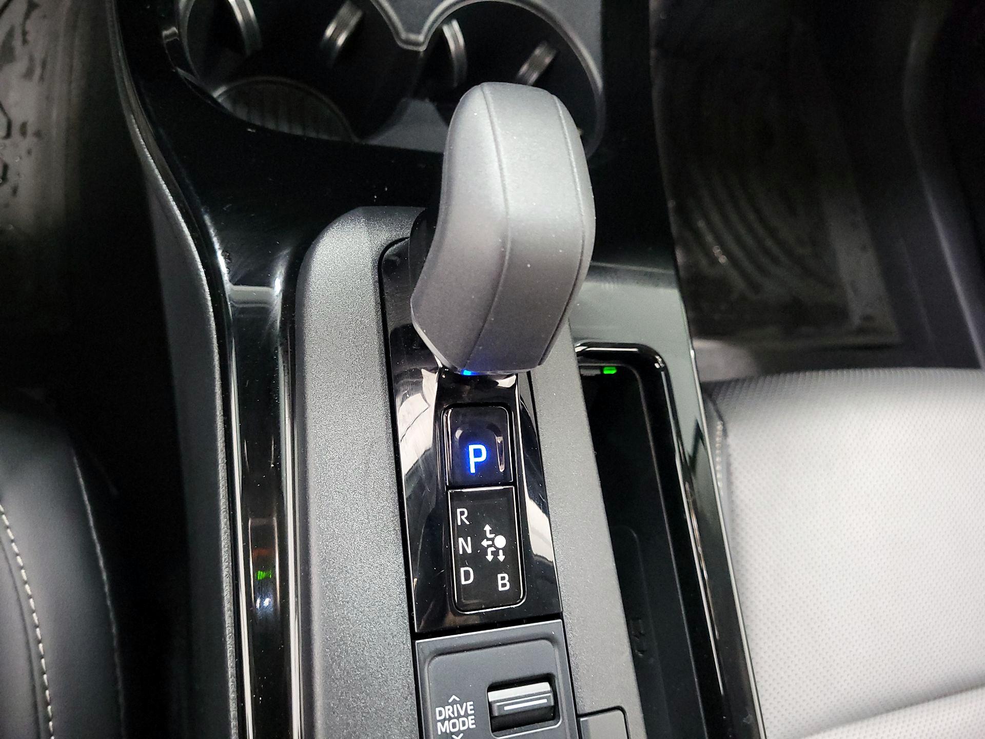 Thumbnail: 2024 Toyota Prius - 16