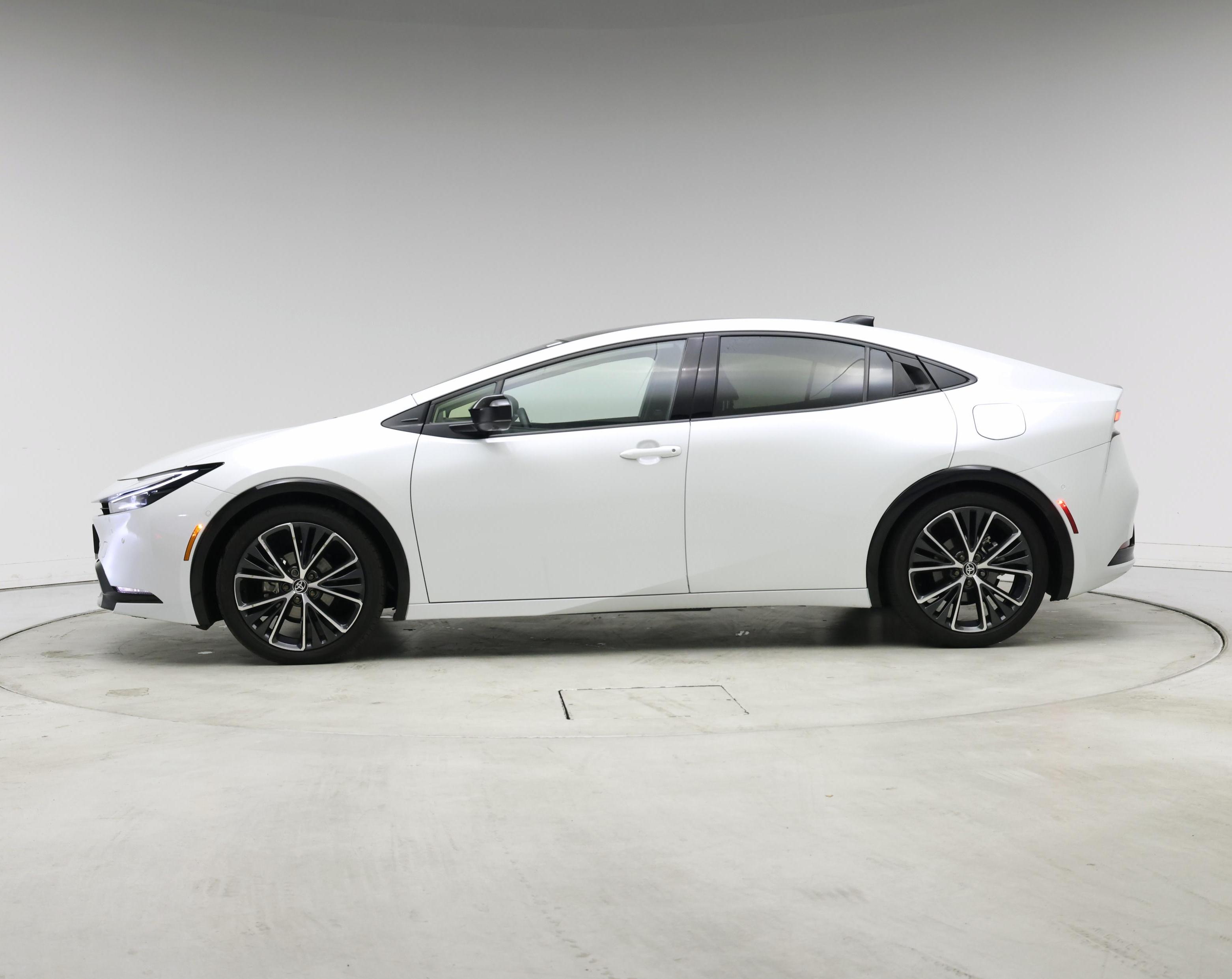 Thumbnail: 2024 Toyota Prius - 3