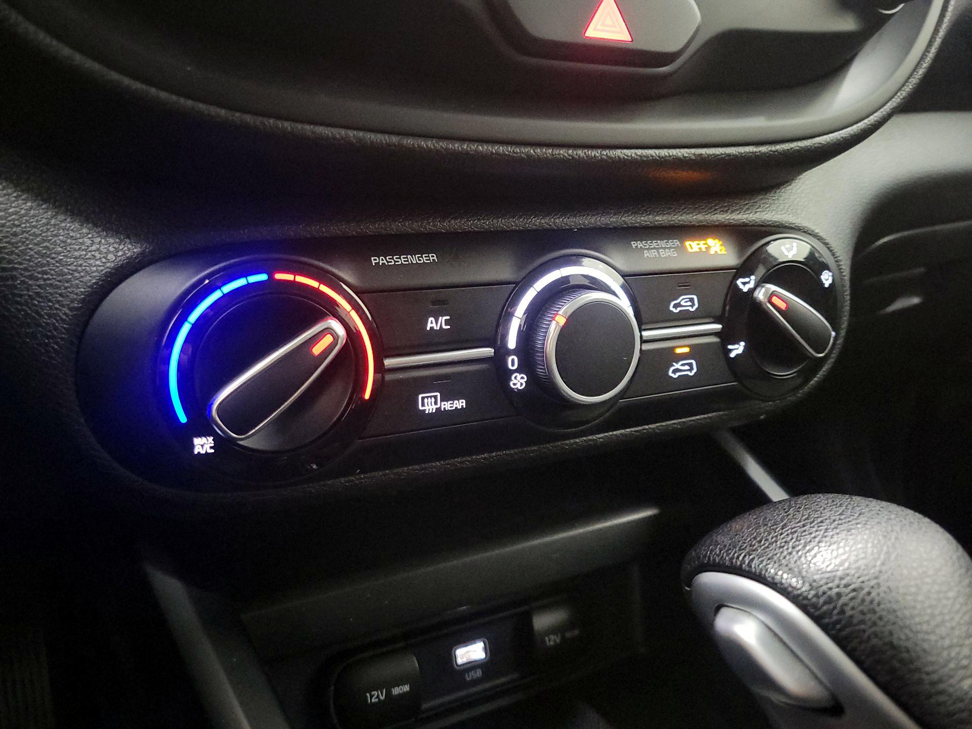 Thumbnail: 2023 Kia Soul - 16