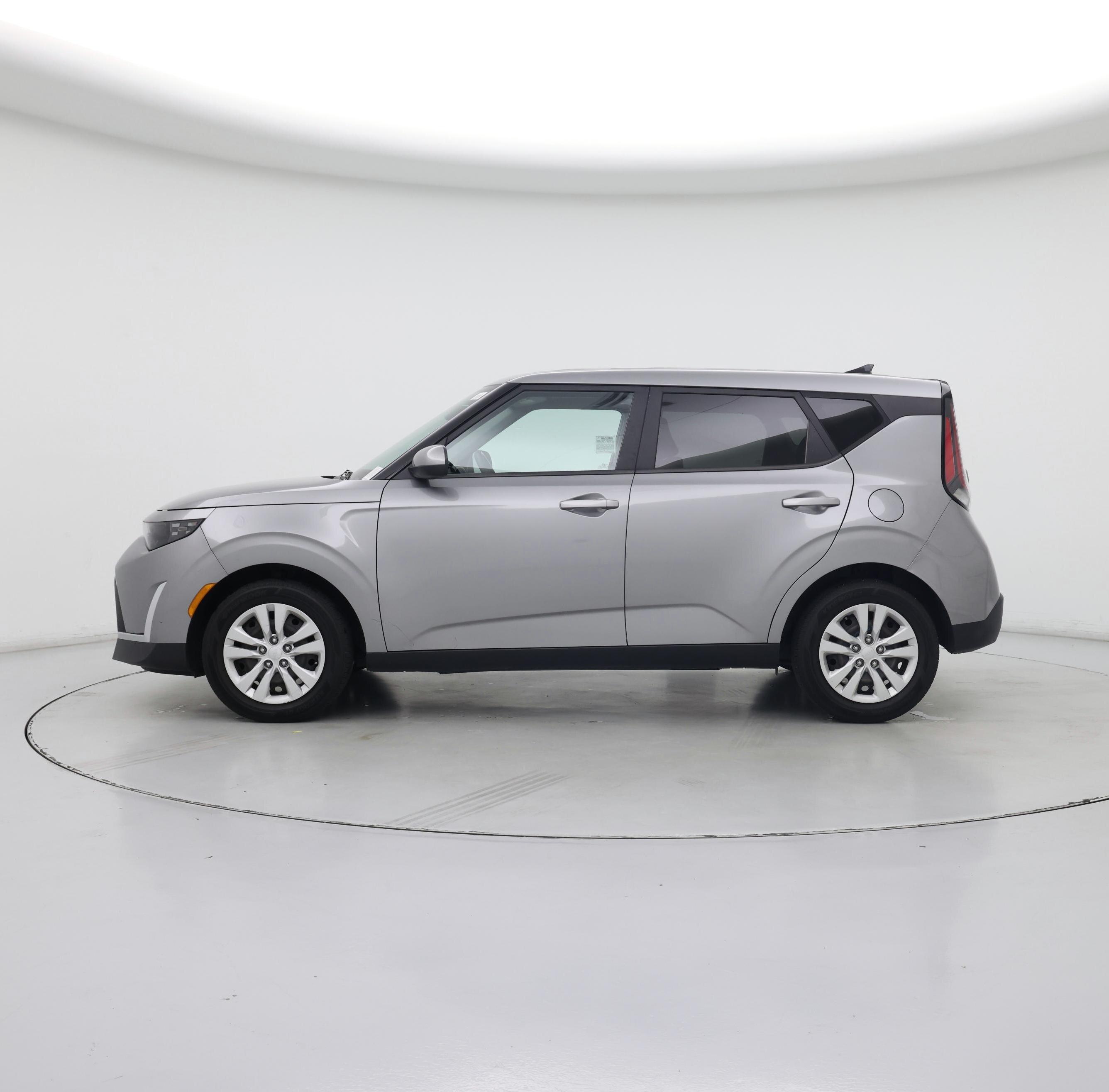 Thumbnail: 2023 Kia Soul - 3