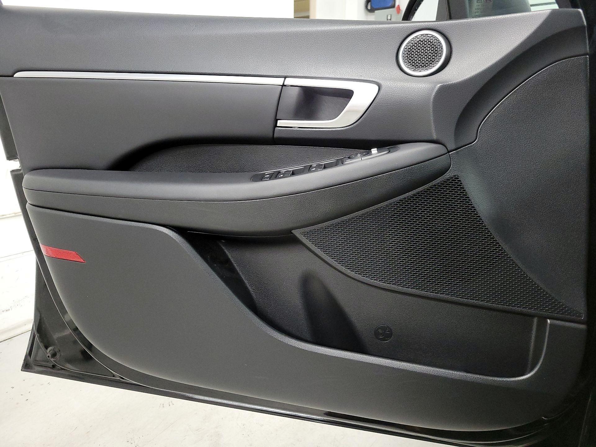 Thumbnail: 2023 Hyundai Sonata - 12