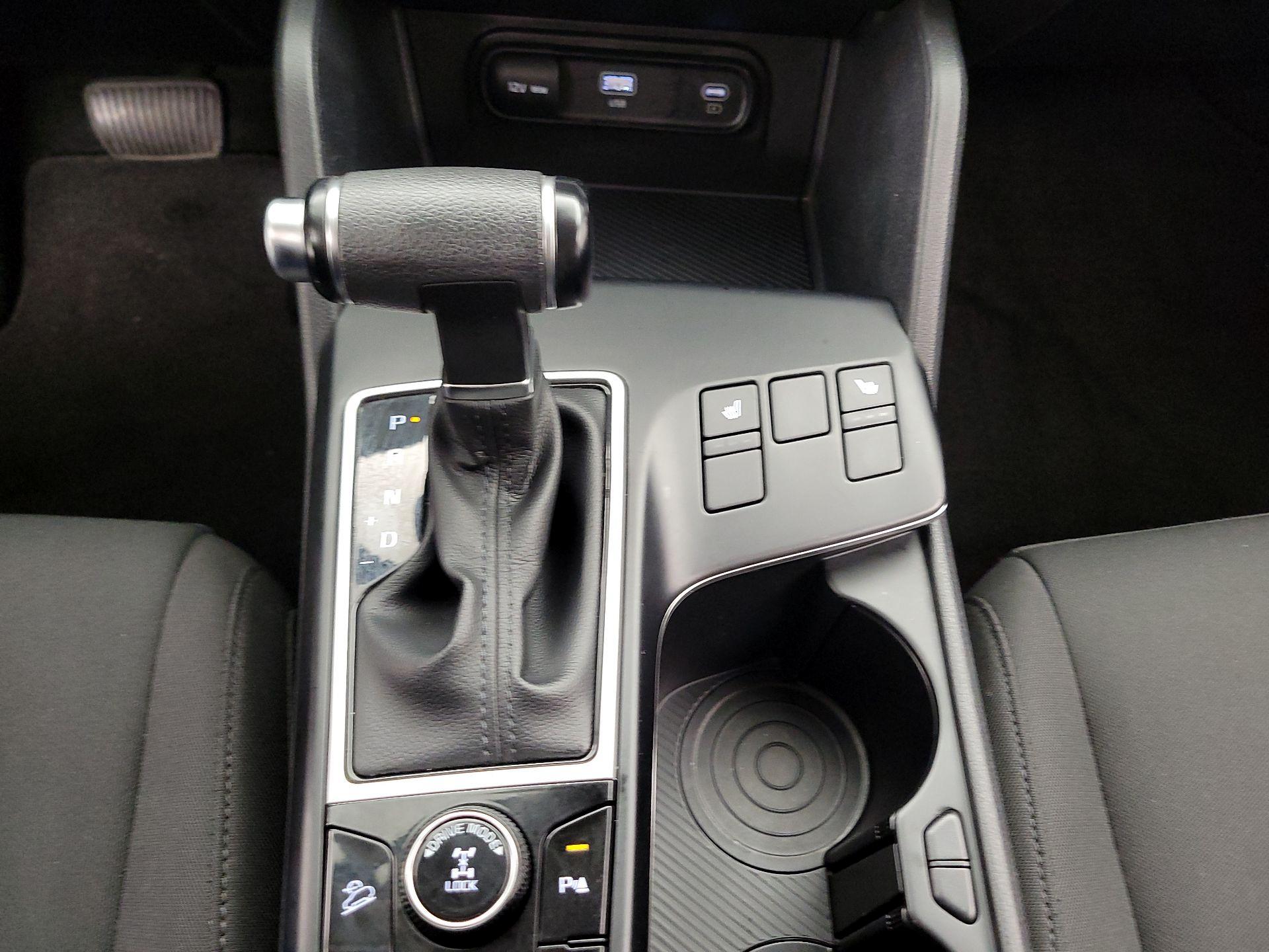 Thumbnail: 2023 Kia Sportage - 17