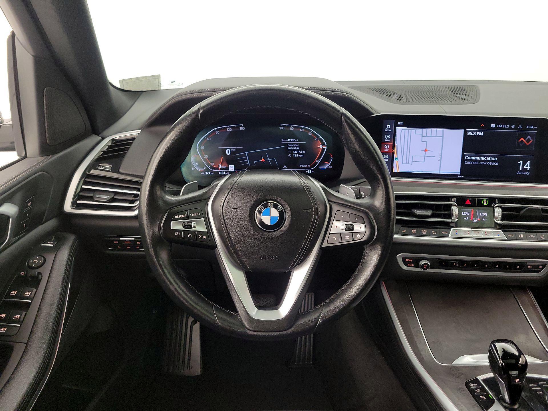 Thumbnail: 2022 BMW X5 - 10