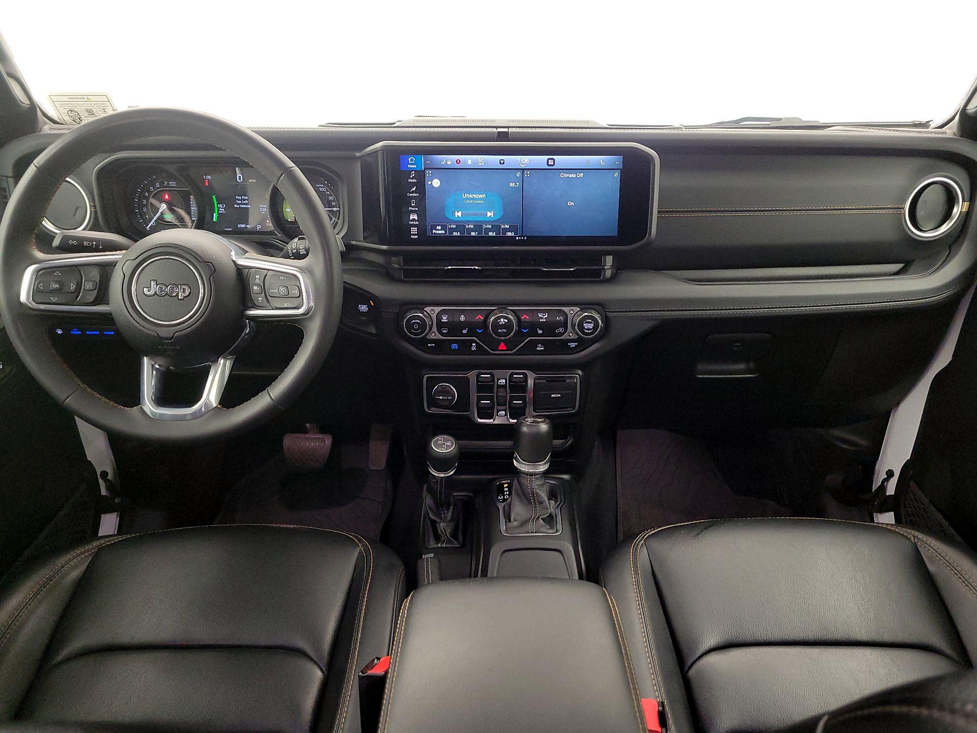 Thumbnail: 2024 Jeep Wrangler - 9