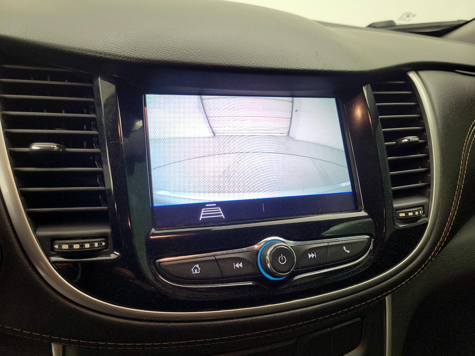 Thumbnail: 2021 Chevrolet Trax - 14