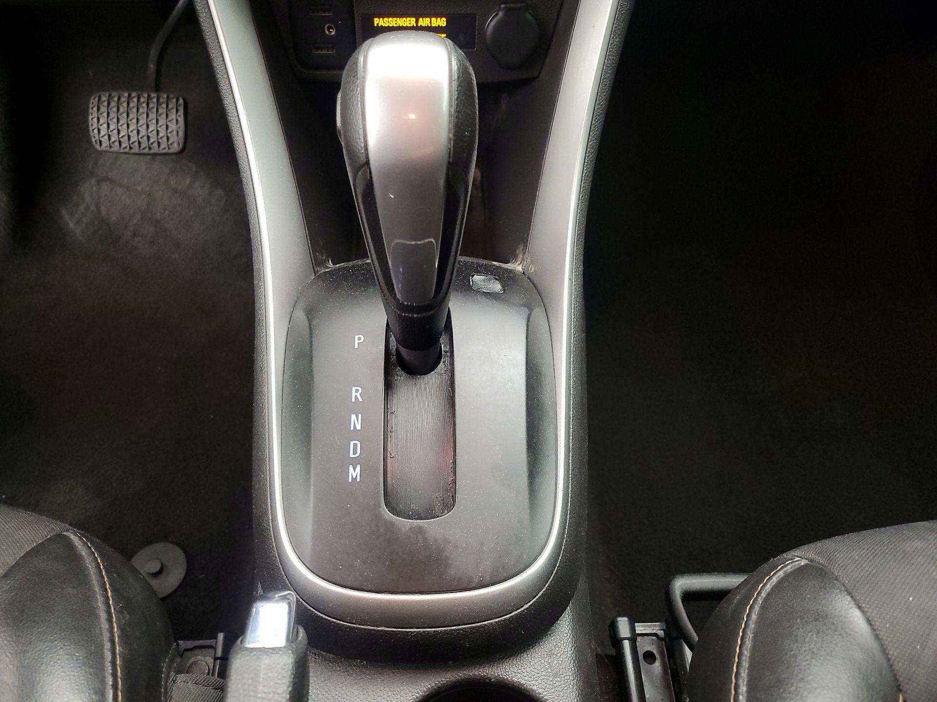 Thumbnail: 2021 Chevrolet Trax - 17