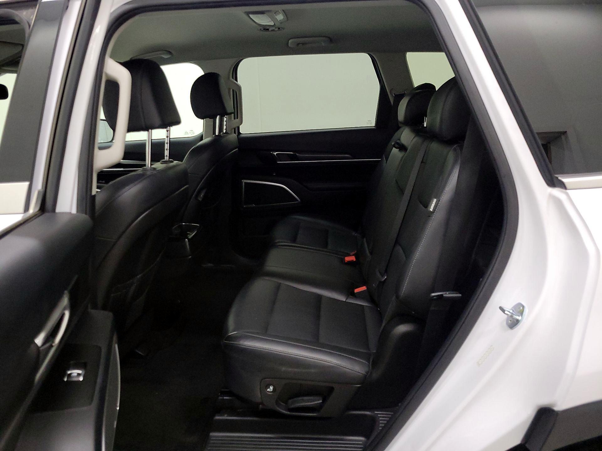 Thumbnail: 2023 Kia Telluride - 20