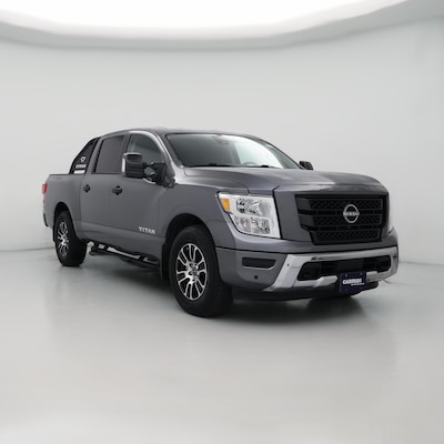 2023 Nissan Titan SV