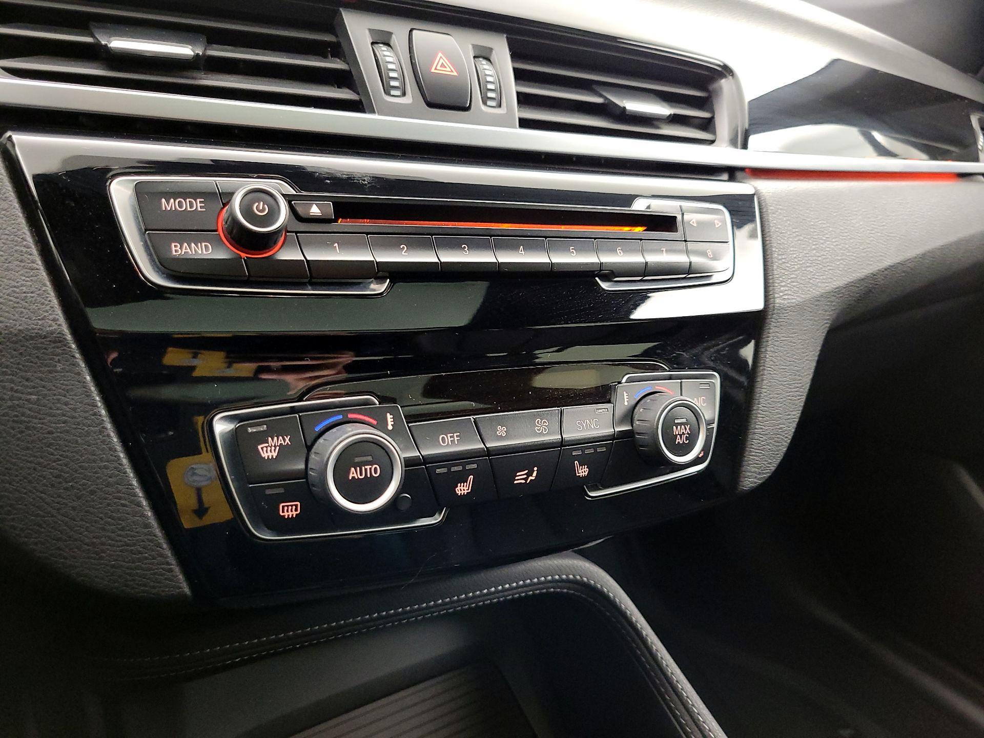 Thumbnail: 2018 BMW X1 - 17