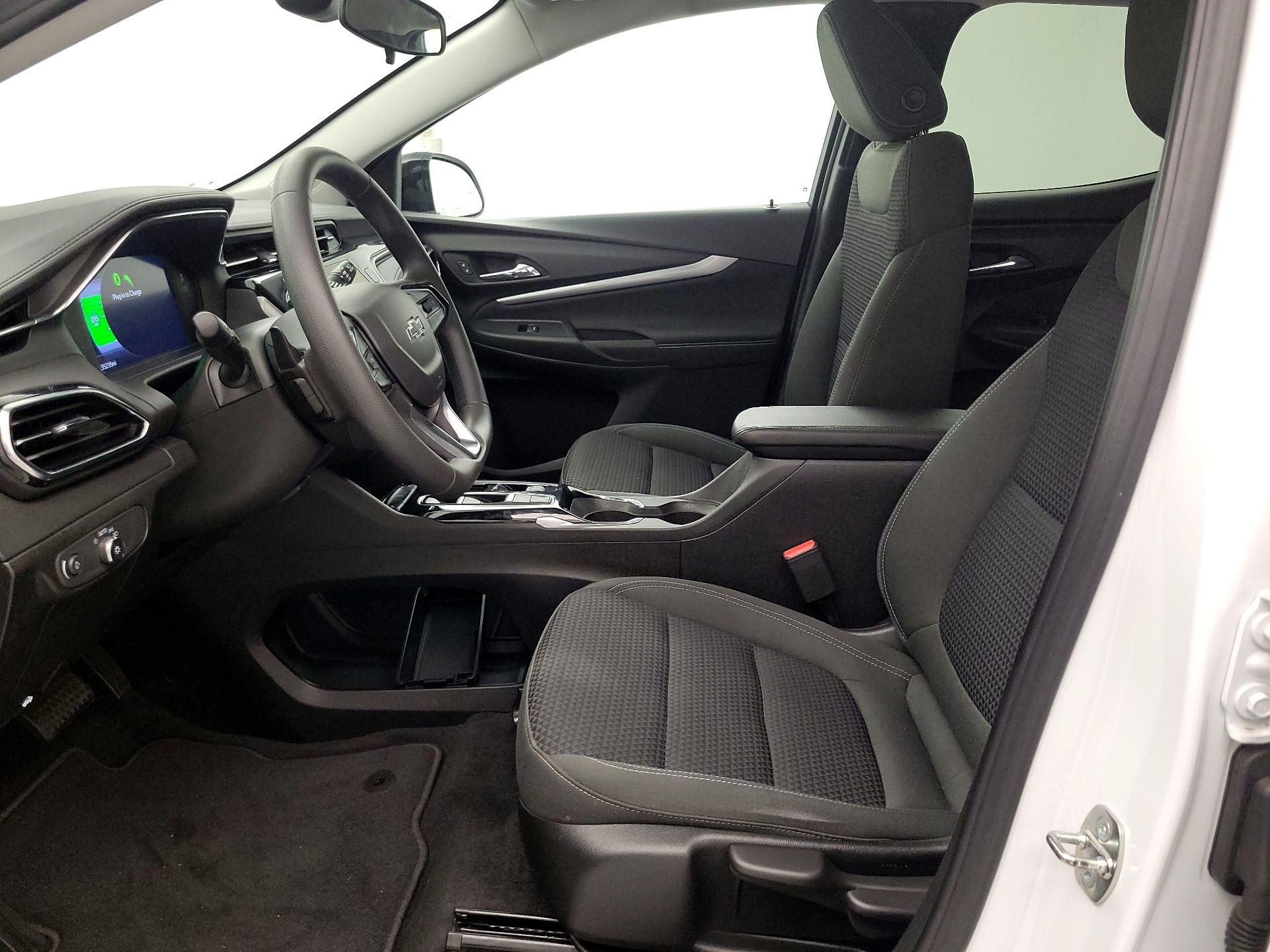 Thumbnail: 2023 Chevrolet Bolt EUV - 11