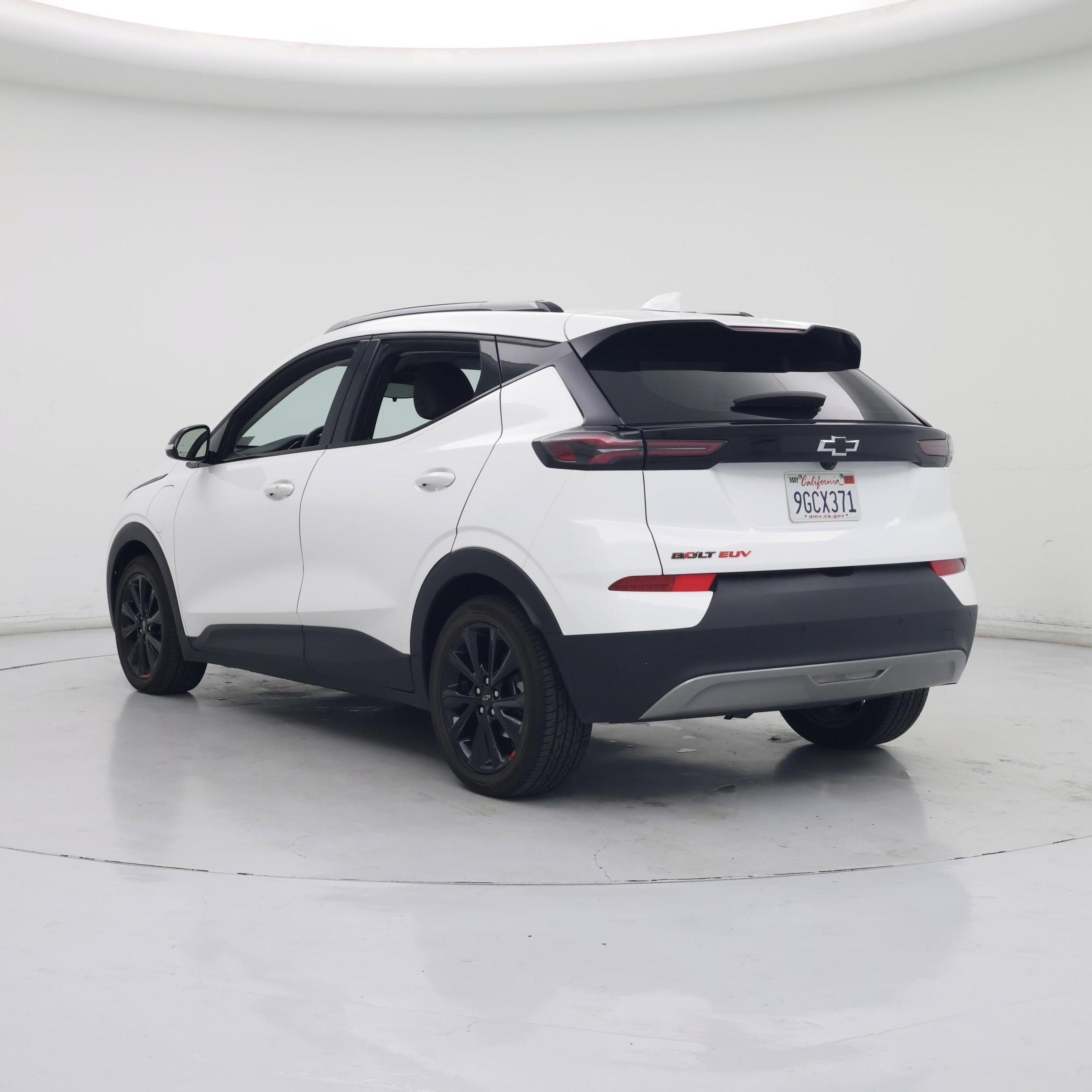 Thumbnail: 2023 Chevrolet Bolt EUV - 2