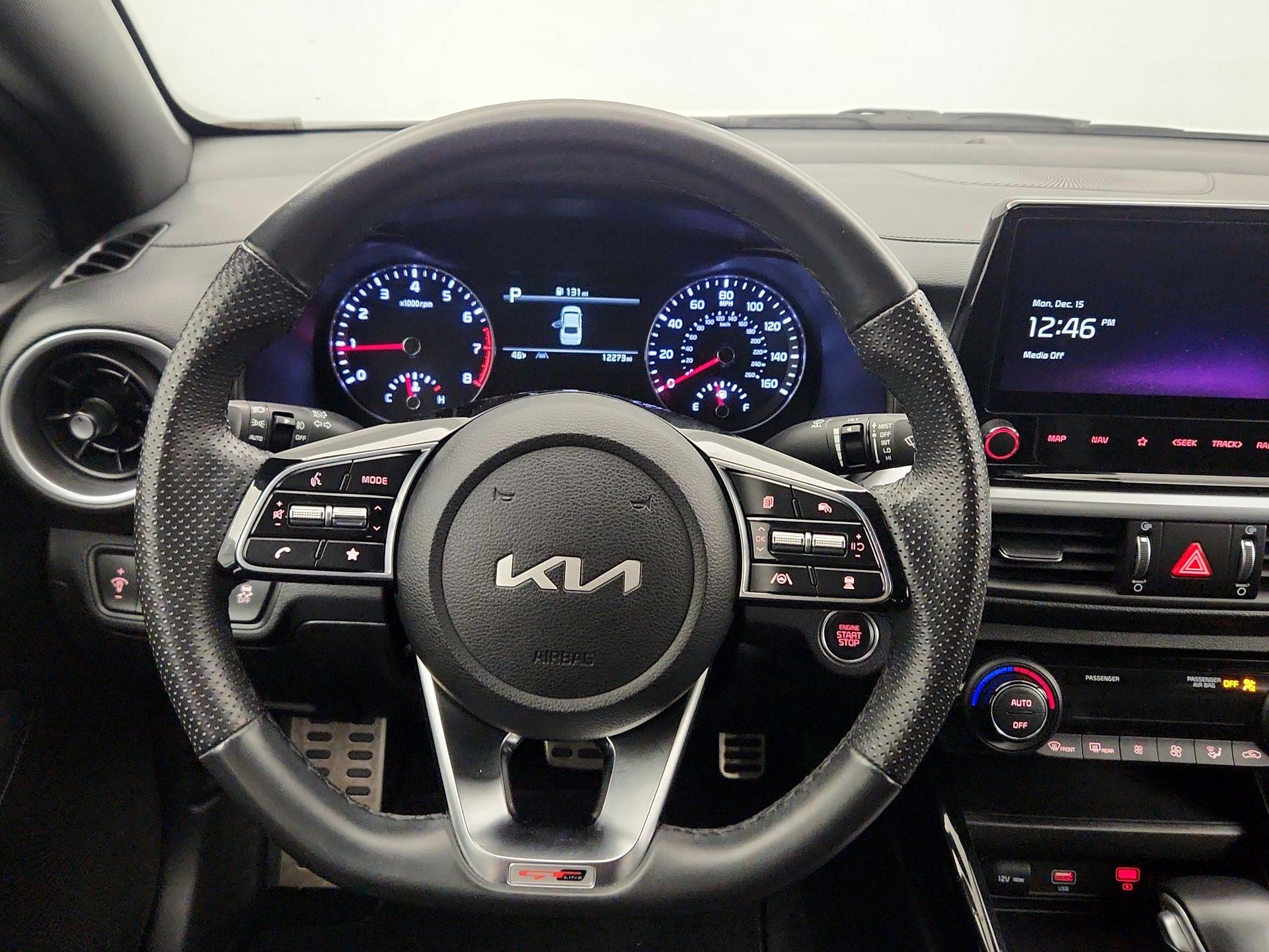 Thumbnail: 2023 Kia Forte - 10