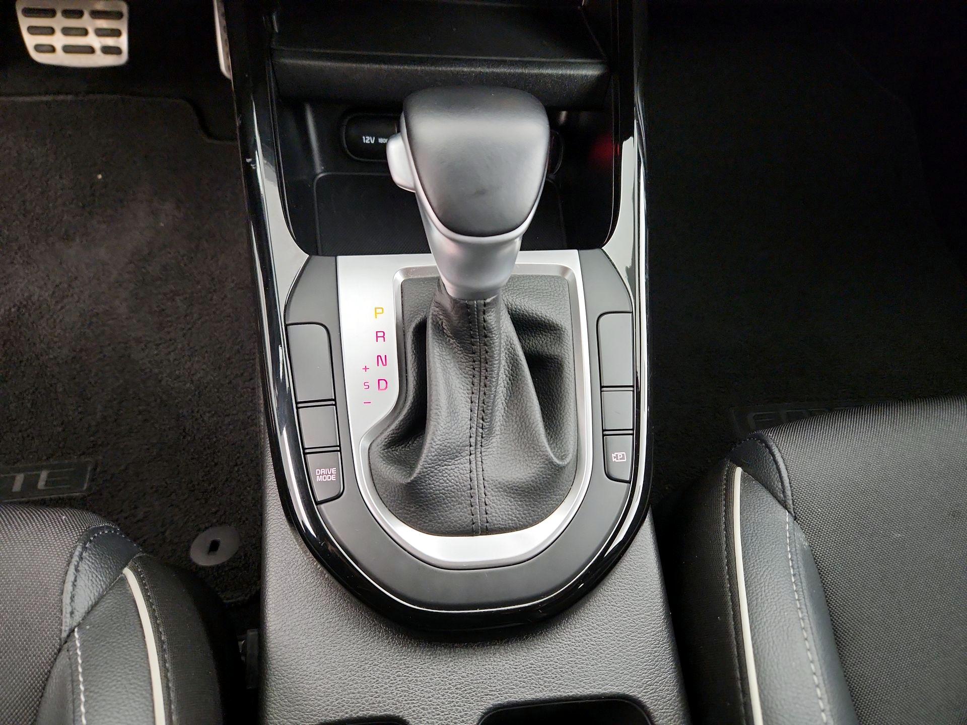 Thumbnail: 2023 Kia Forte - 17