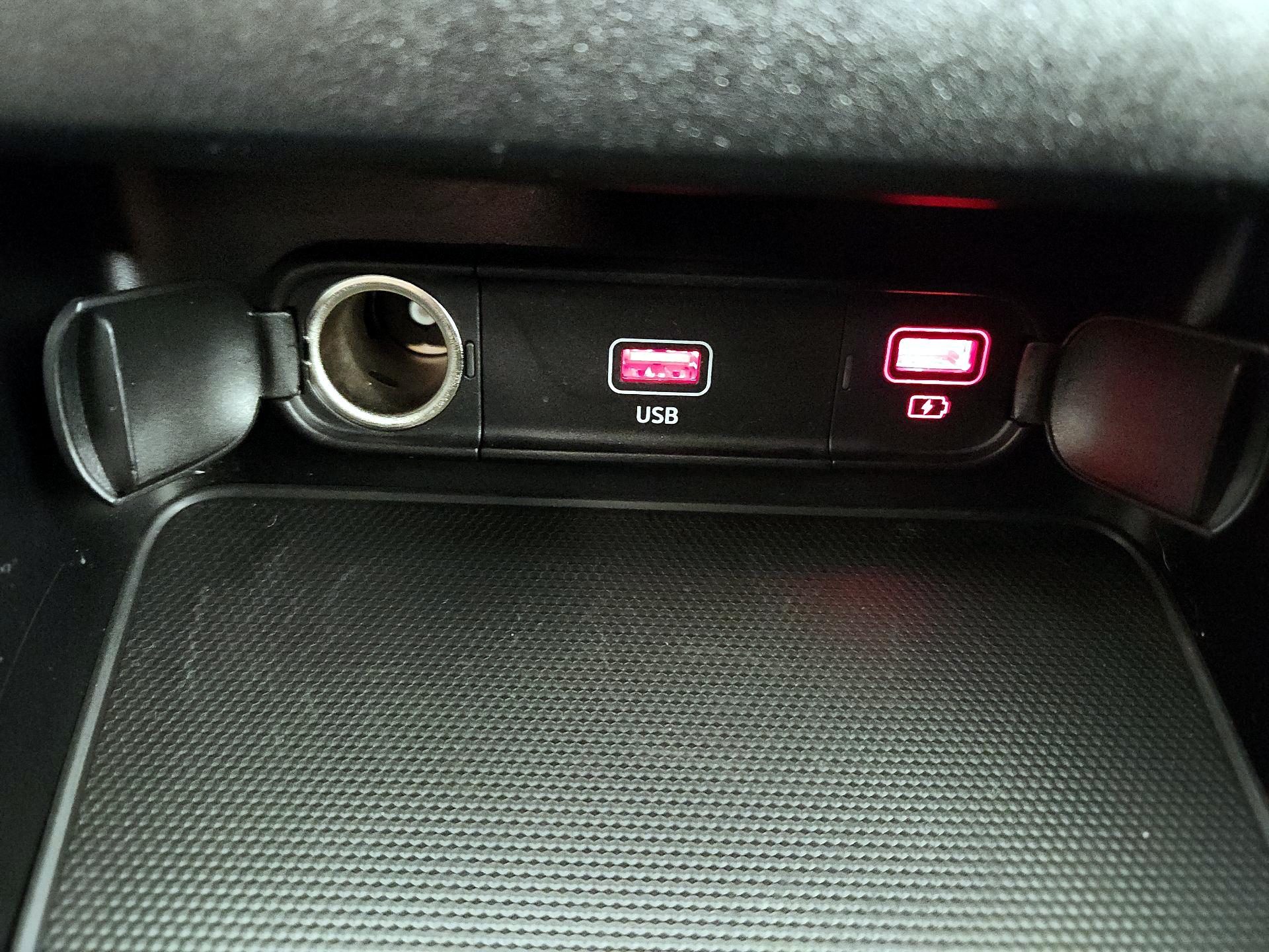 Thumbnail: 2023 Kia Forte - 18